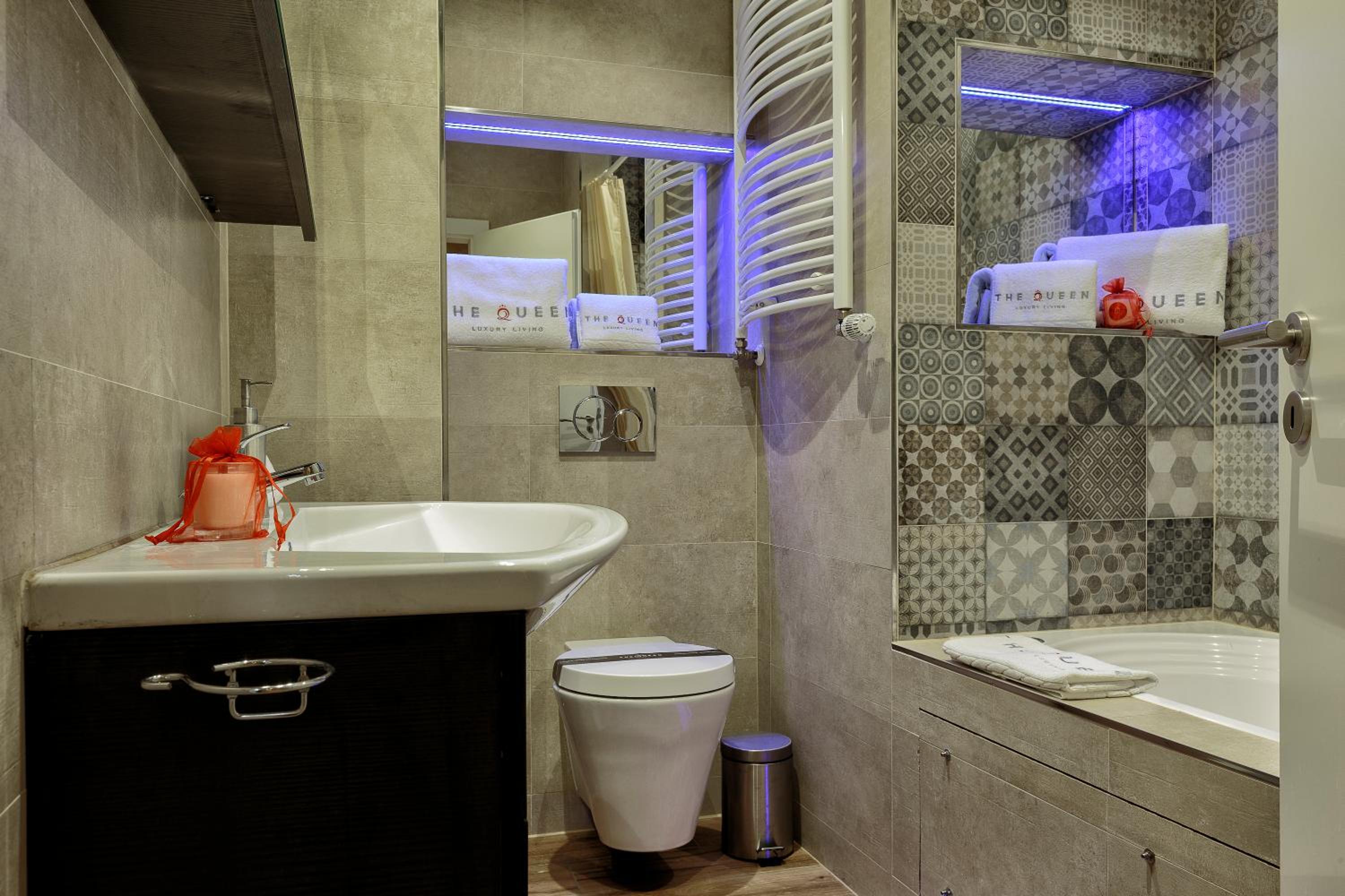 The Queen Luxury Apartments - Villa Liberty