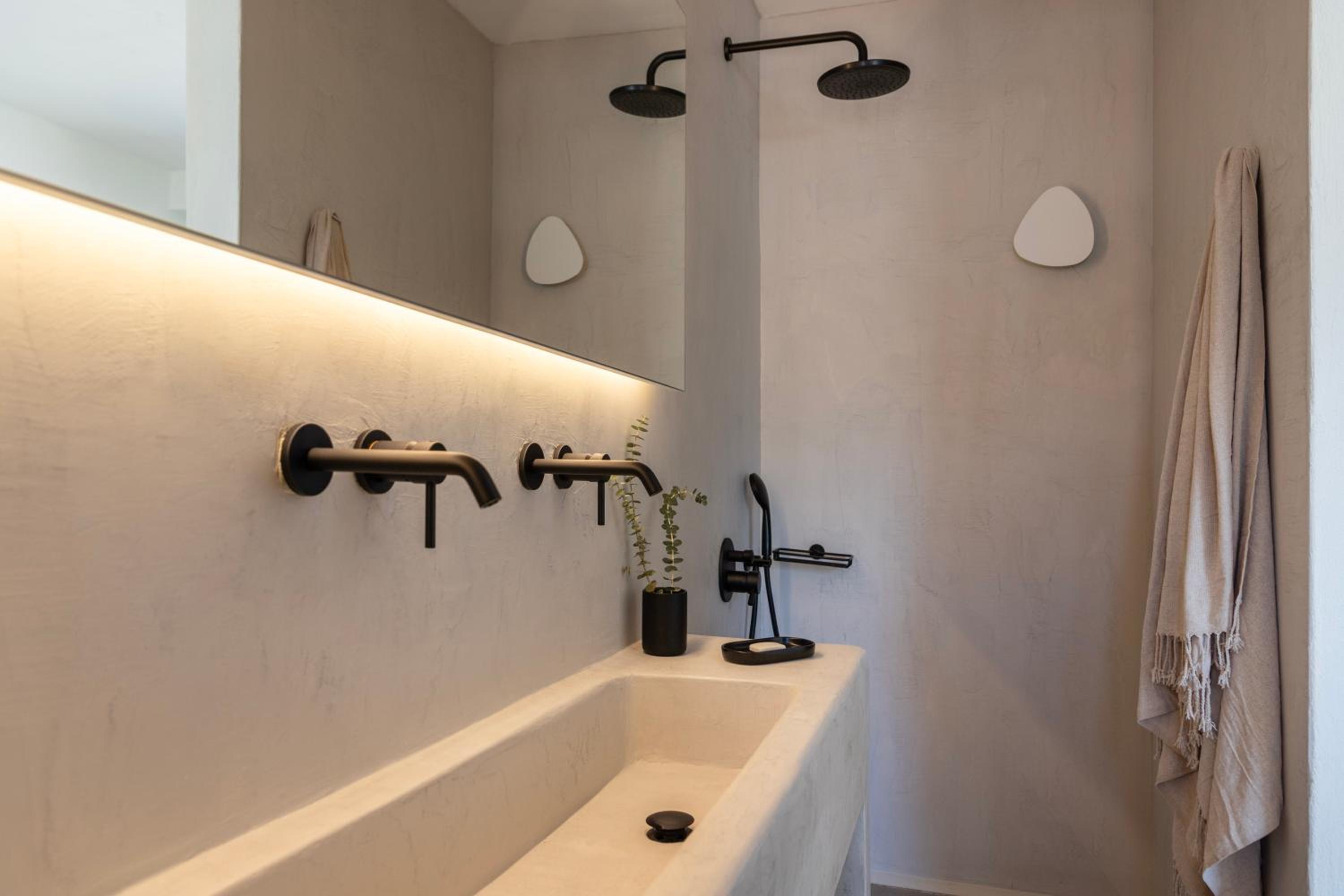 Frescoes Luxury Suites By KB Hospitality