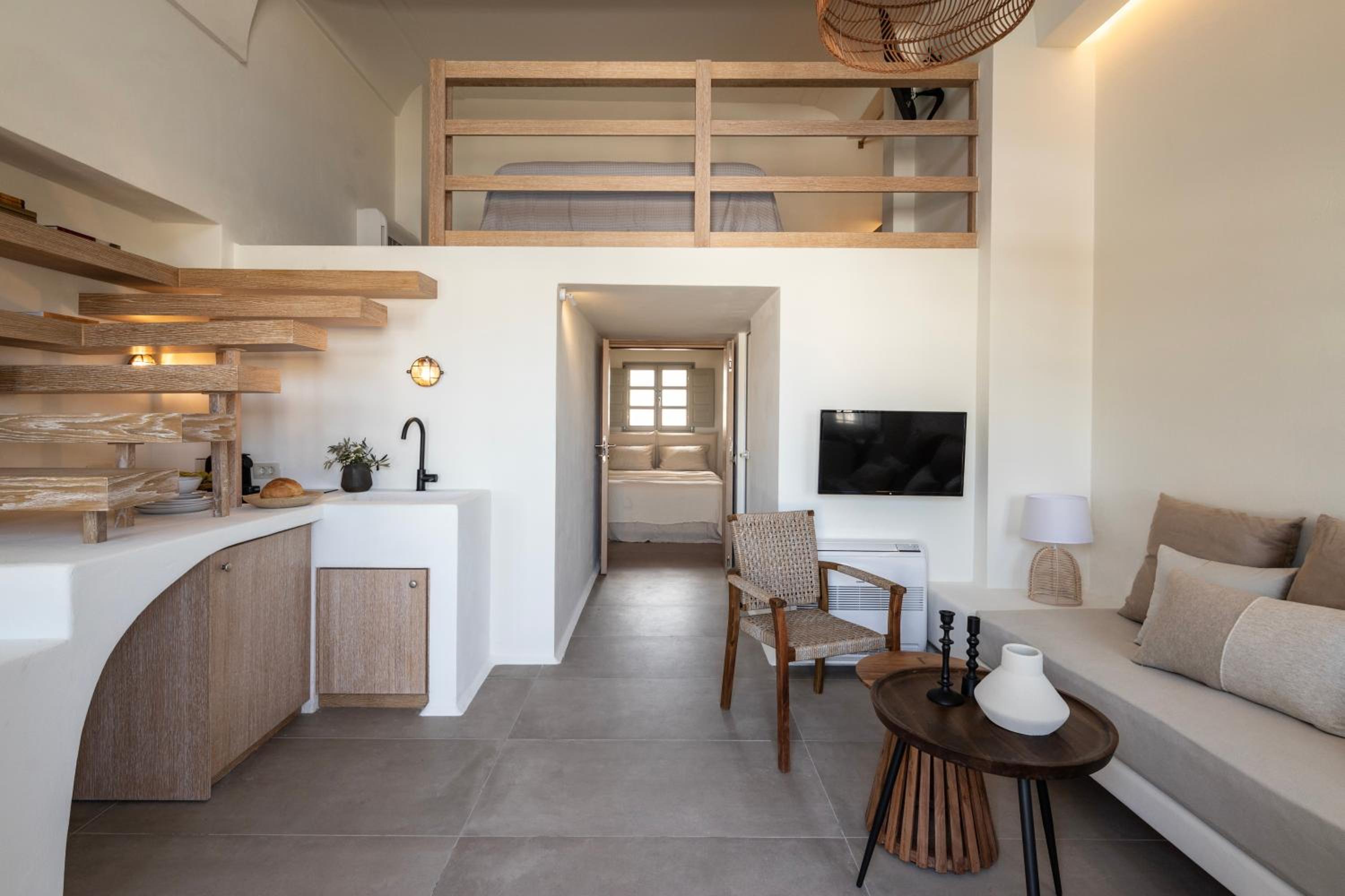 Frescoes Luxury Suites By KB Hospitality