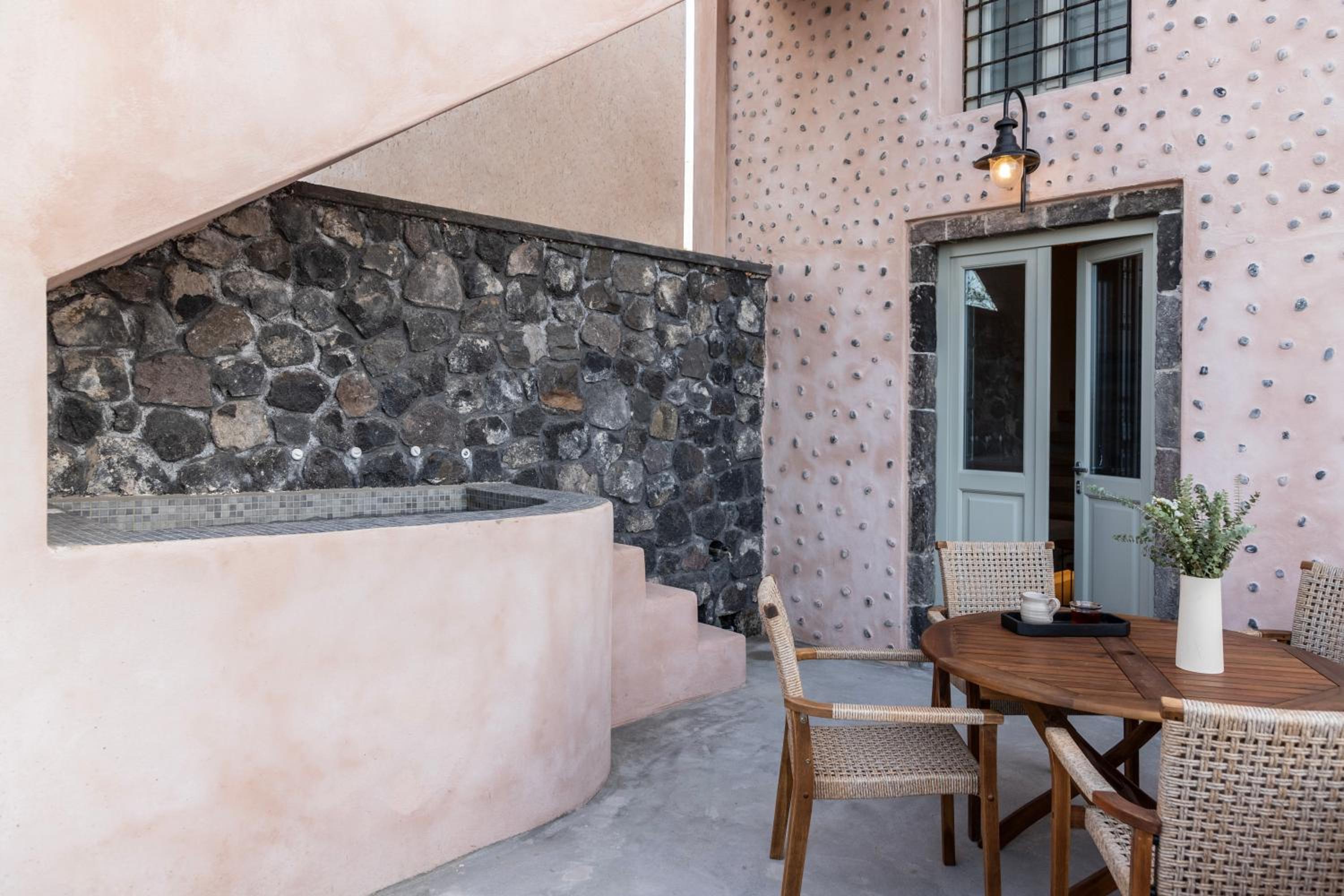 Frescoes Luxury Suites By KB Hospitality
