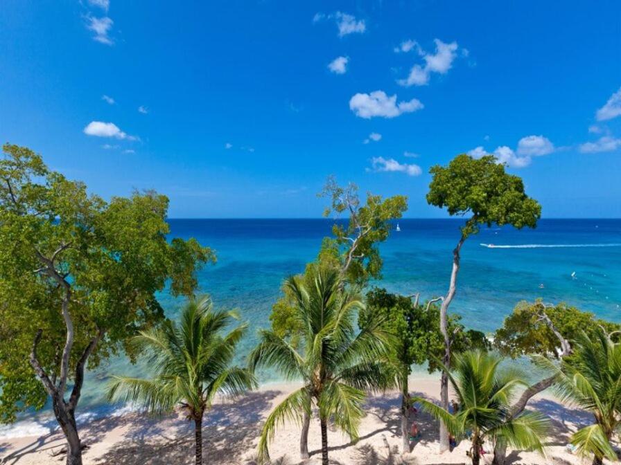 Waterside Apartment 101 by Island Villas