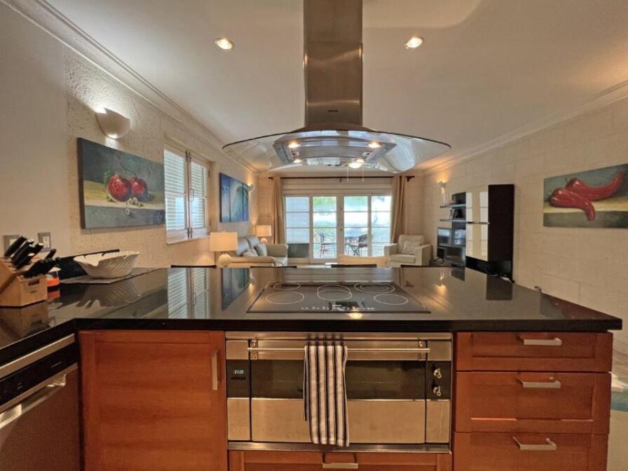 Waterside Apartment 101 by Island Villas
