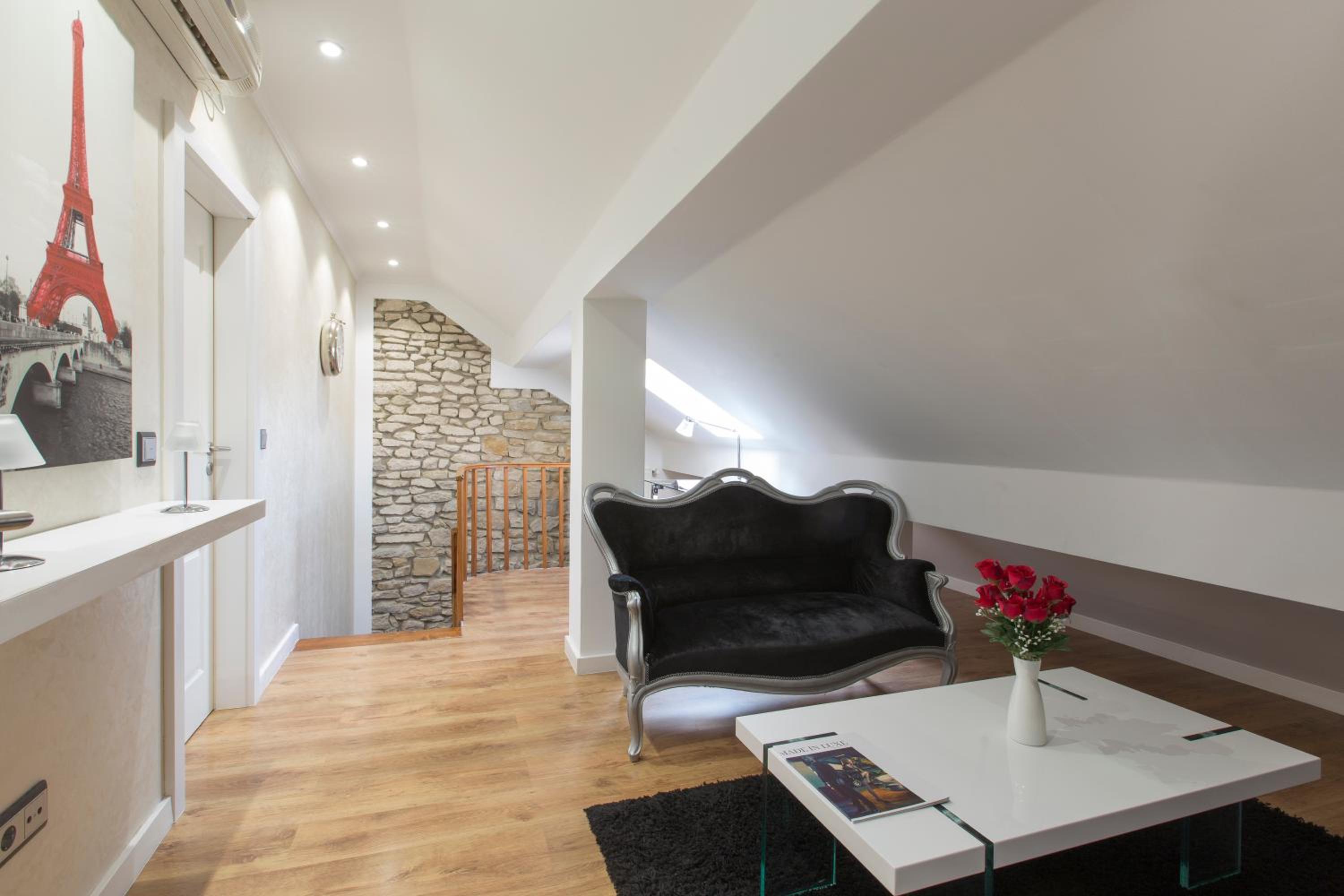 The Queen Luxury Apartments - Villa Liberty
