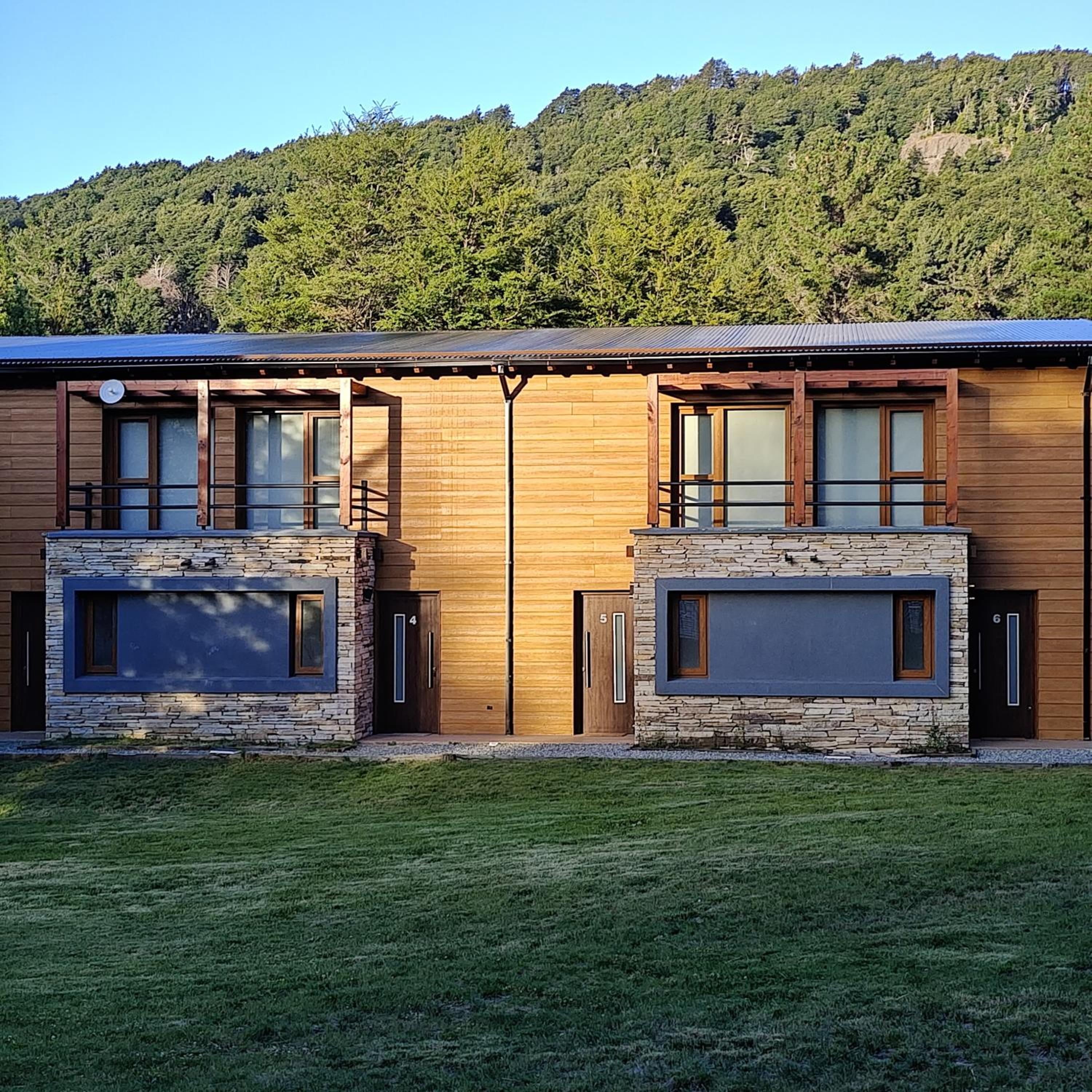 ANFITEATRO APARTS & LOFTS