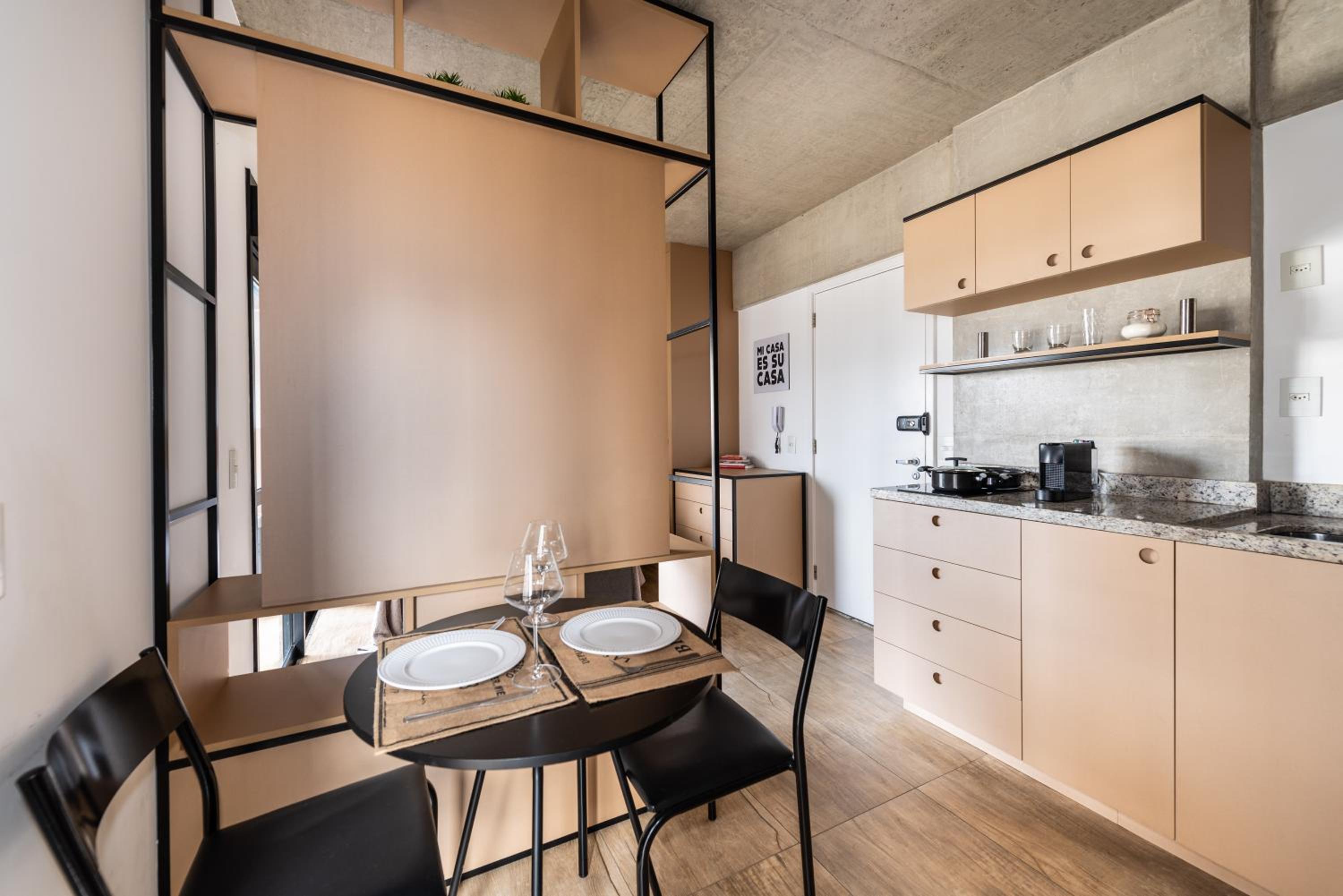 83 New studio next Paulista Av, fast wifi and balcony view 3