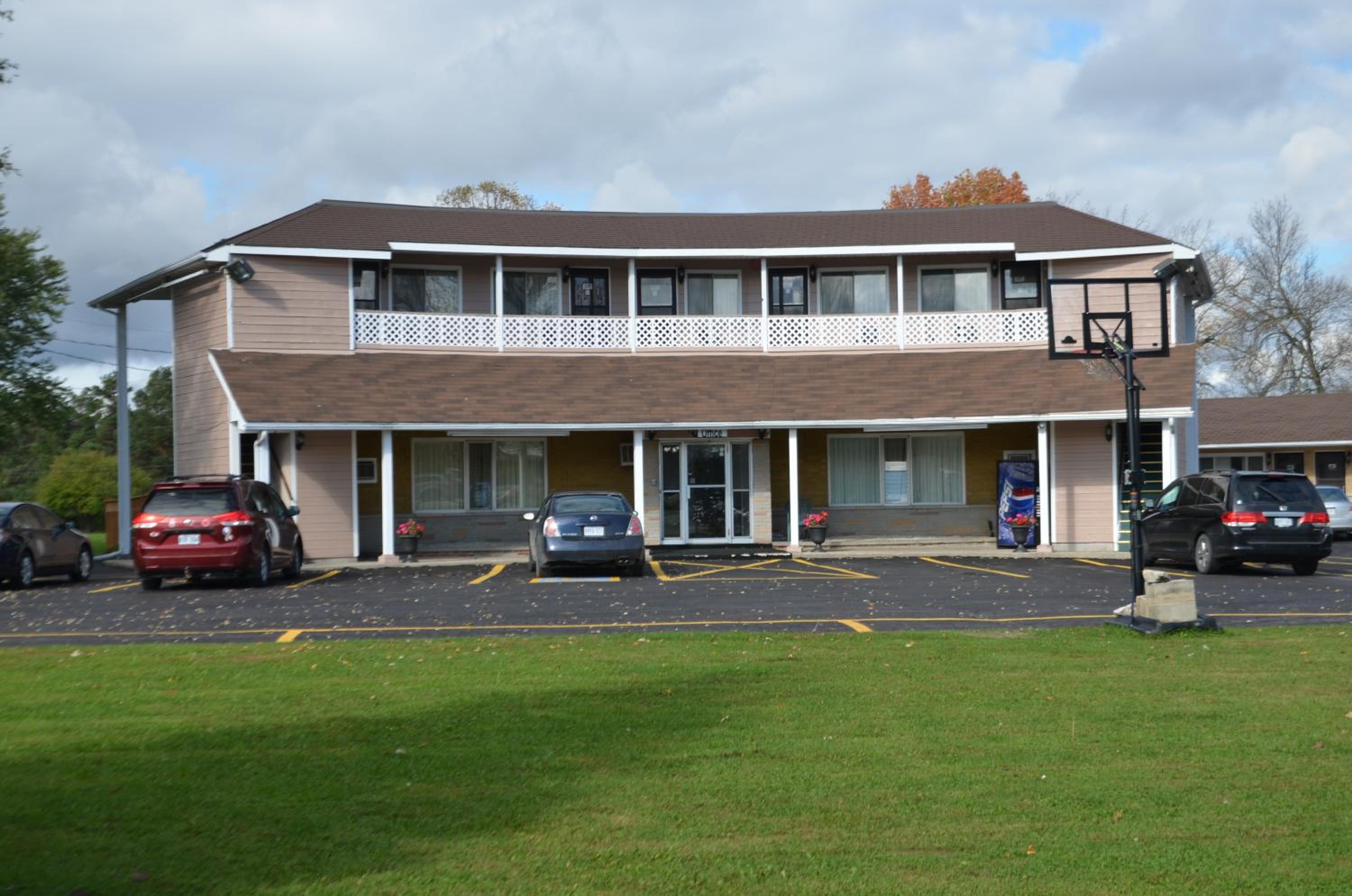 Aquarius Motel