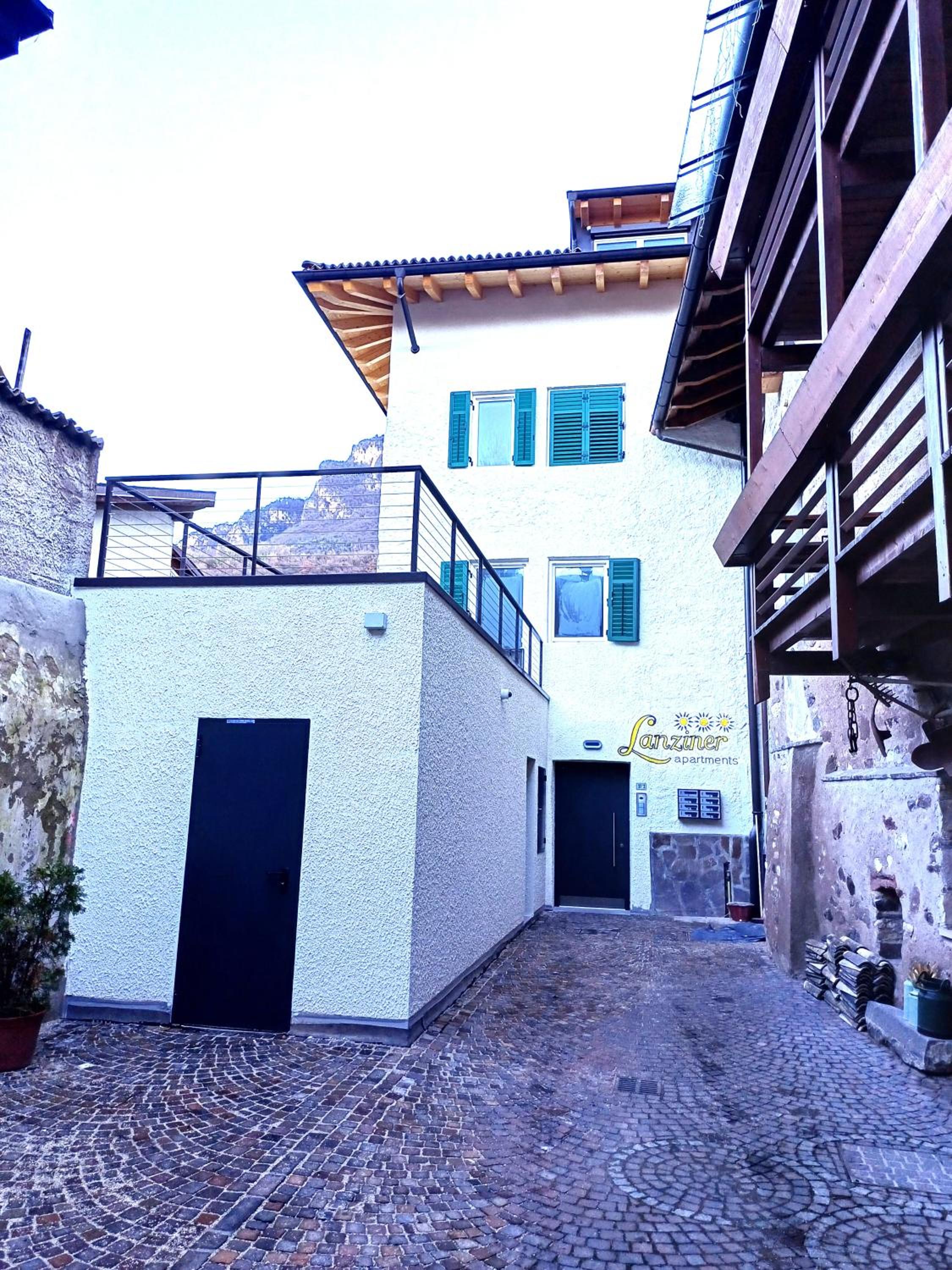 Lanziner Apartments