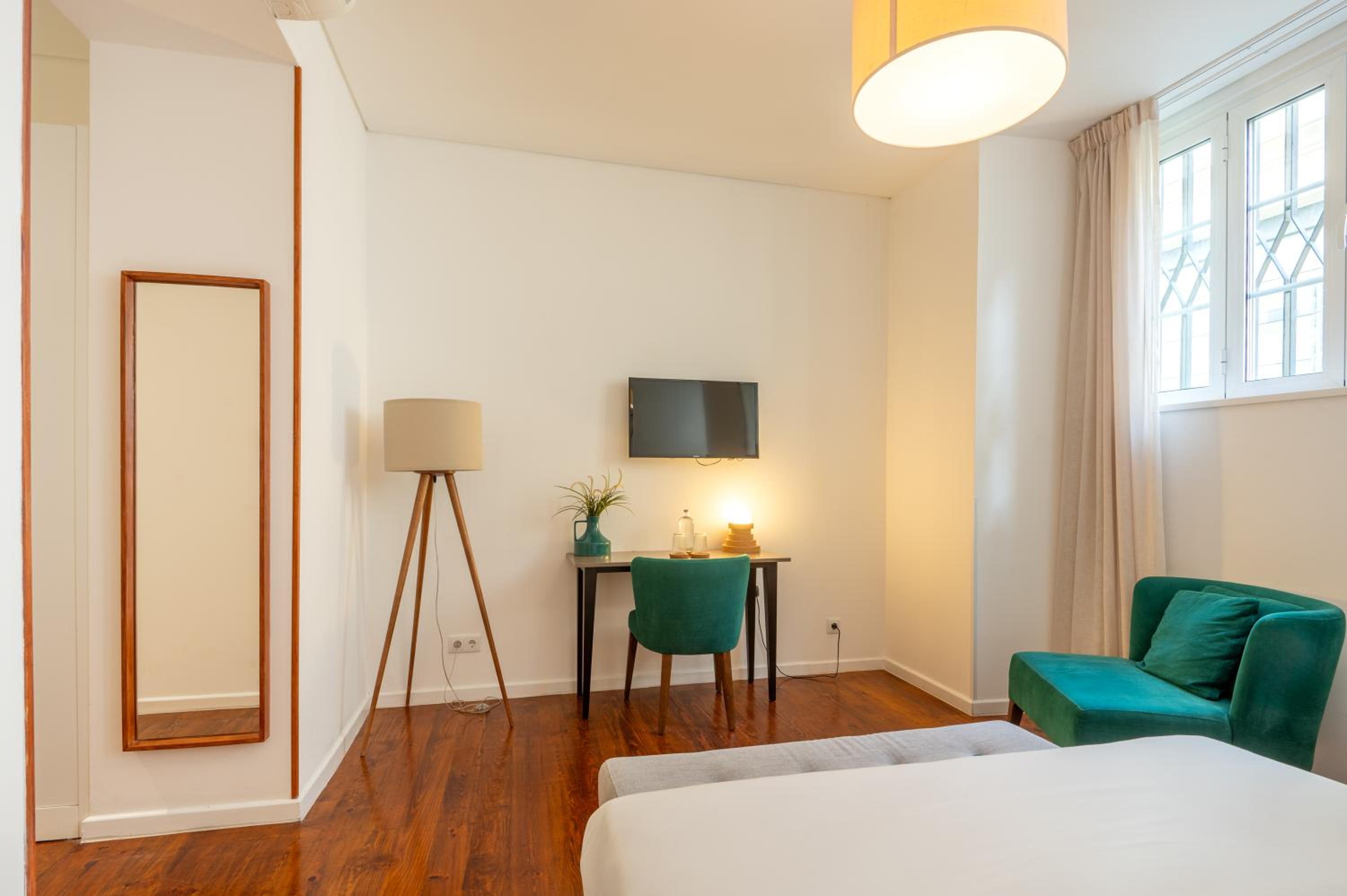 Bica FLH Suites