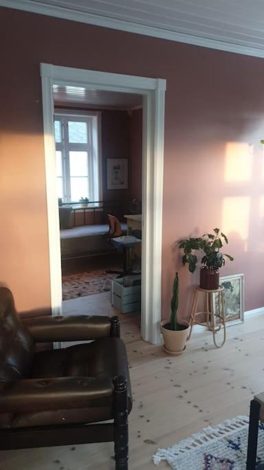 Romslig og særegent hus