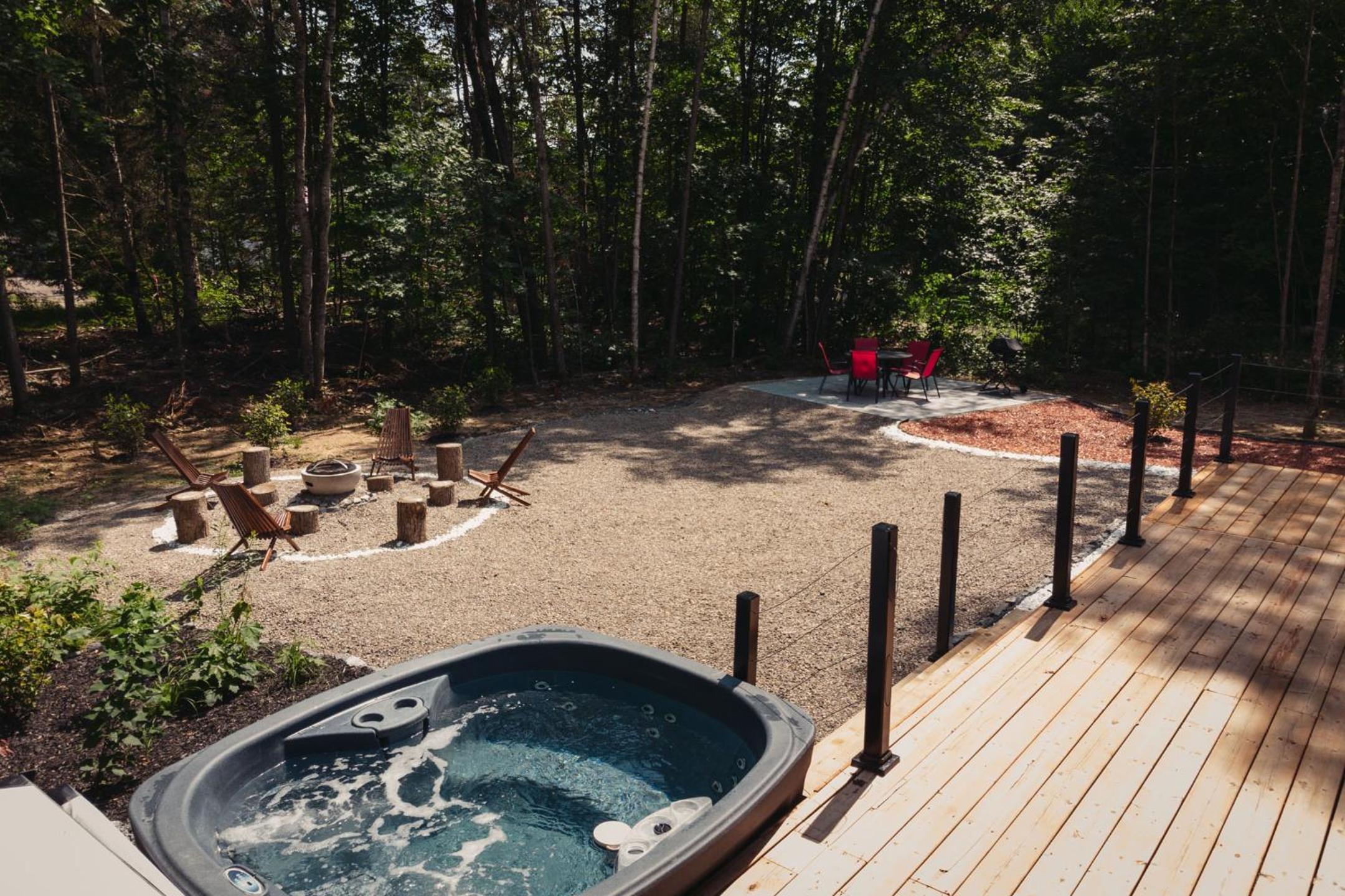 Tremblant Forest Spa Lac Plage Quai Privé