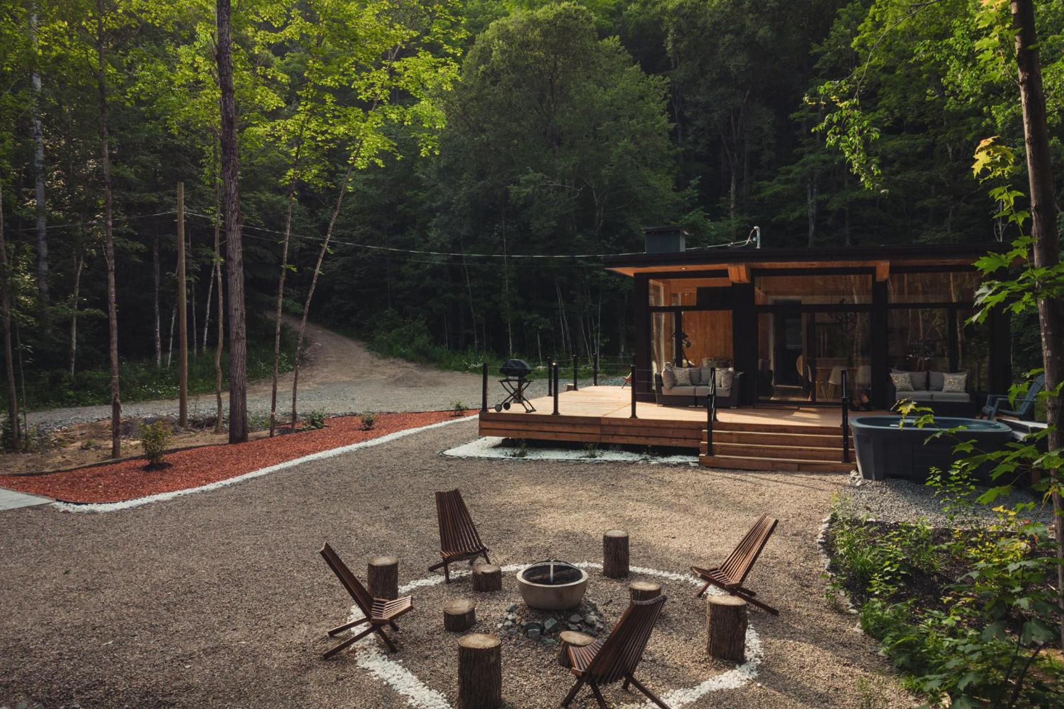 Tremblant Forest Spa Lac Plage Quai Privé