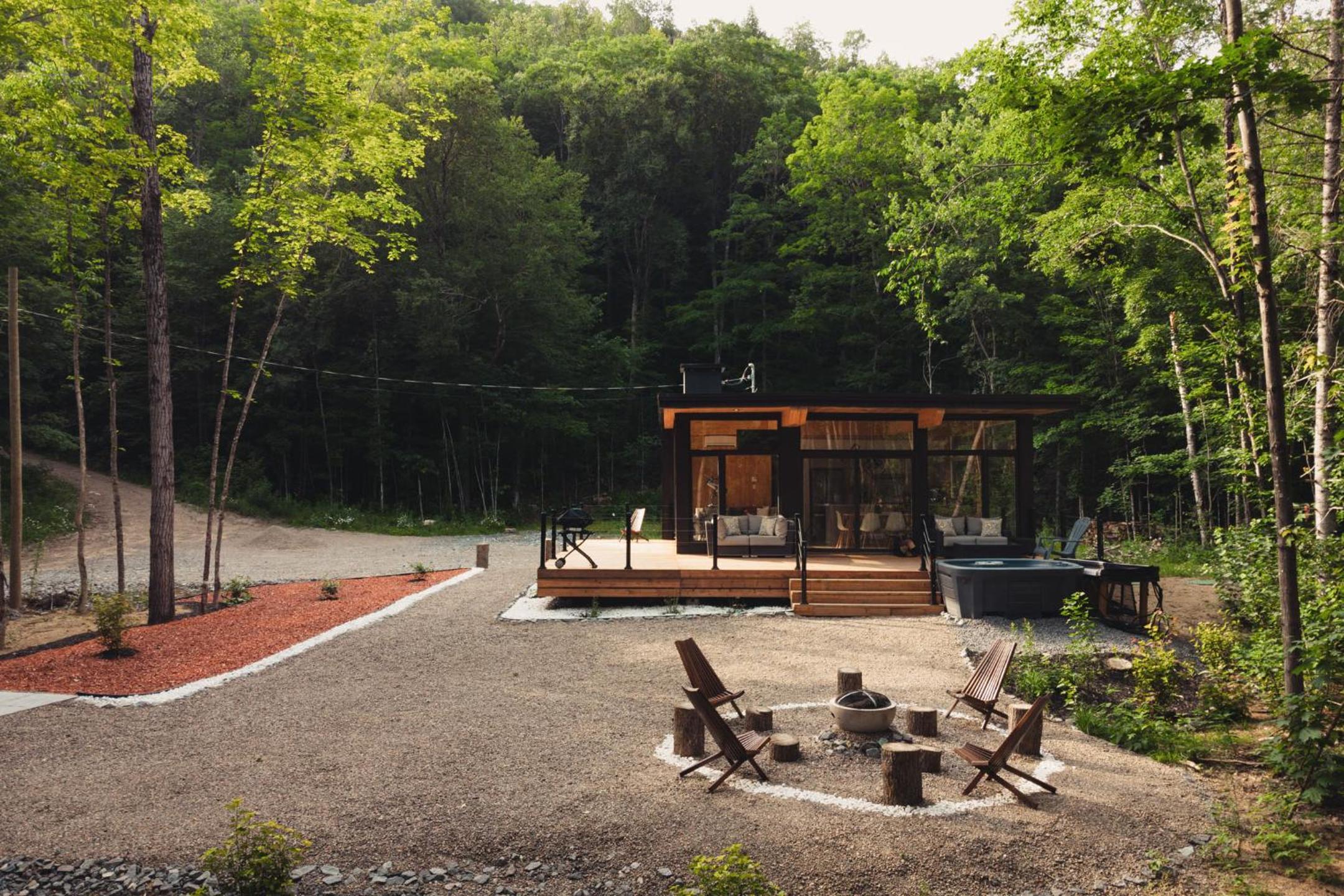 Tremblant Forest Spa Lac Plage Quai Privé