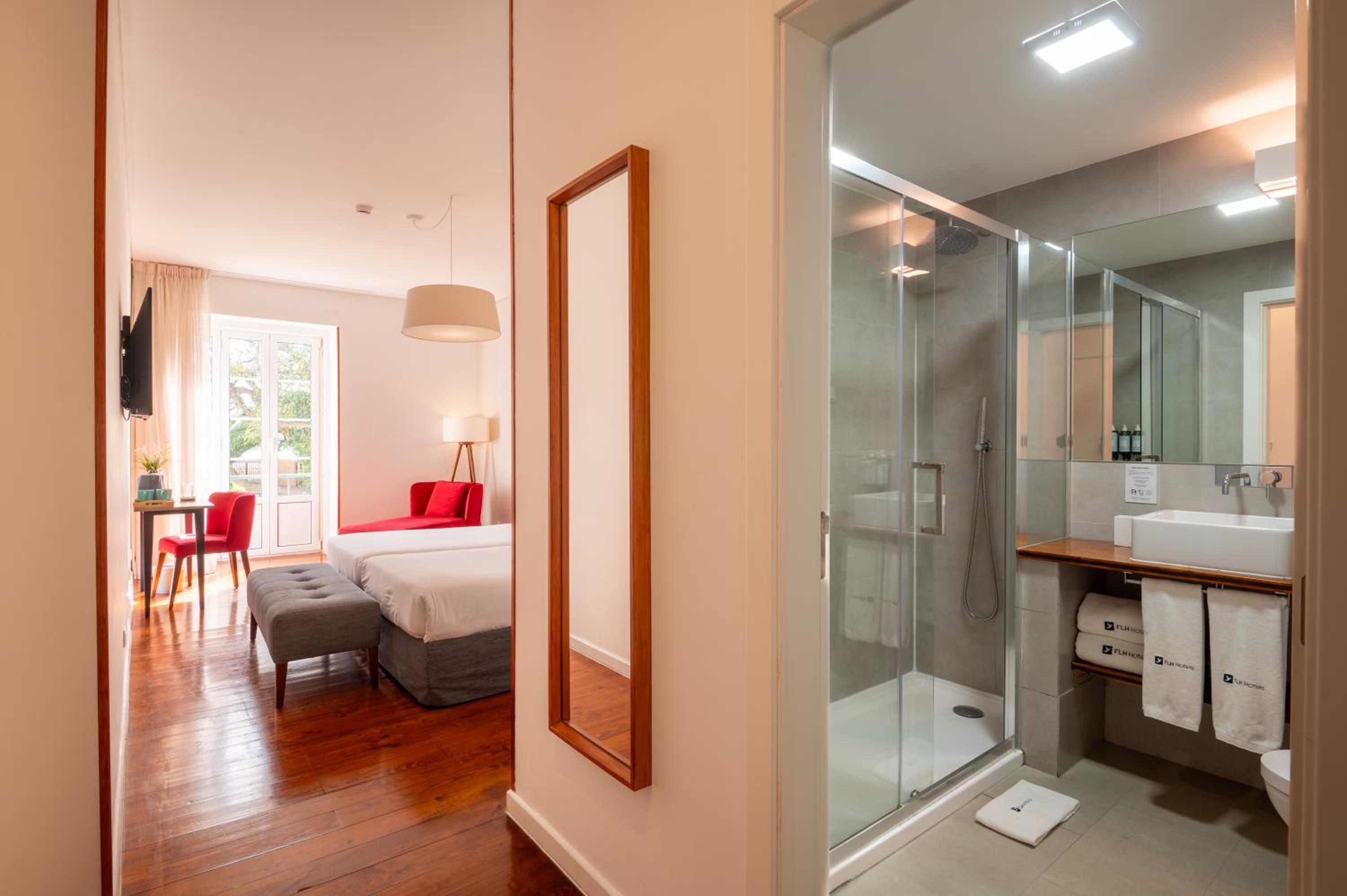 Bica FLH Suites