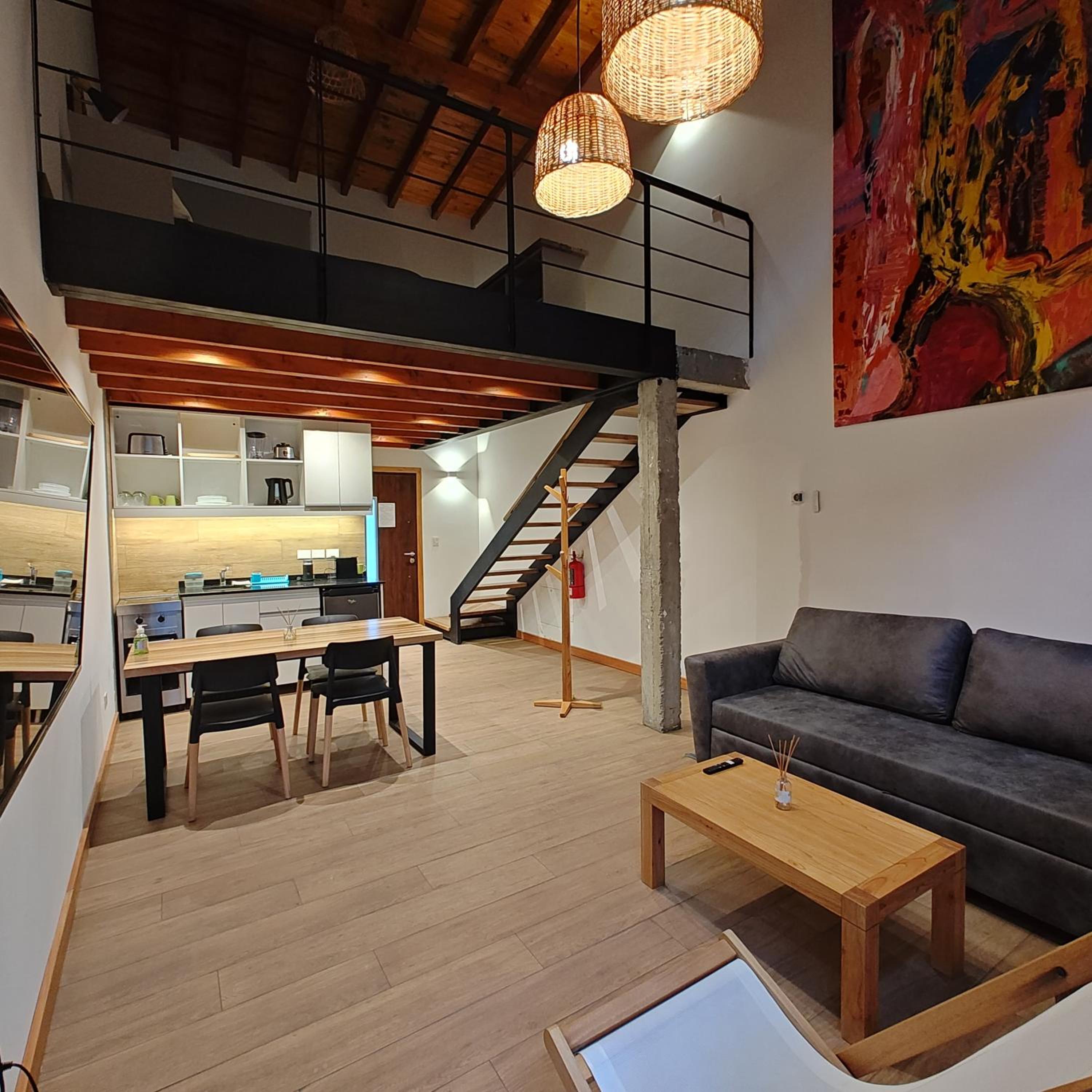 ANFITEATRO APARTS & LOFTS