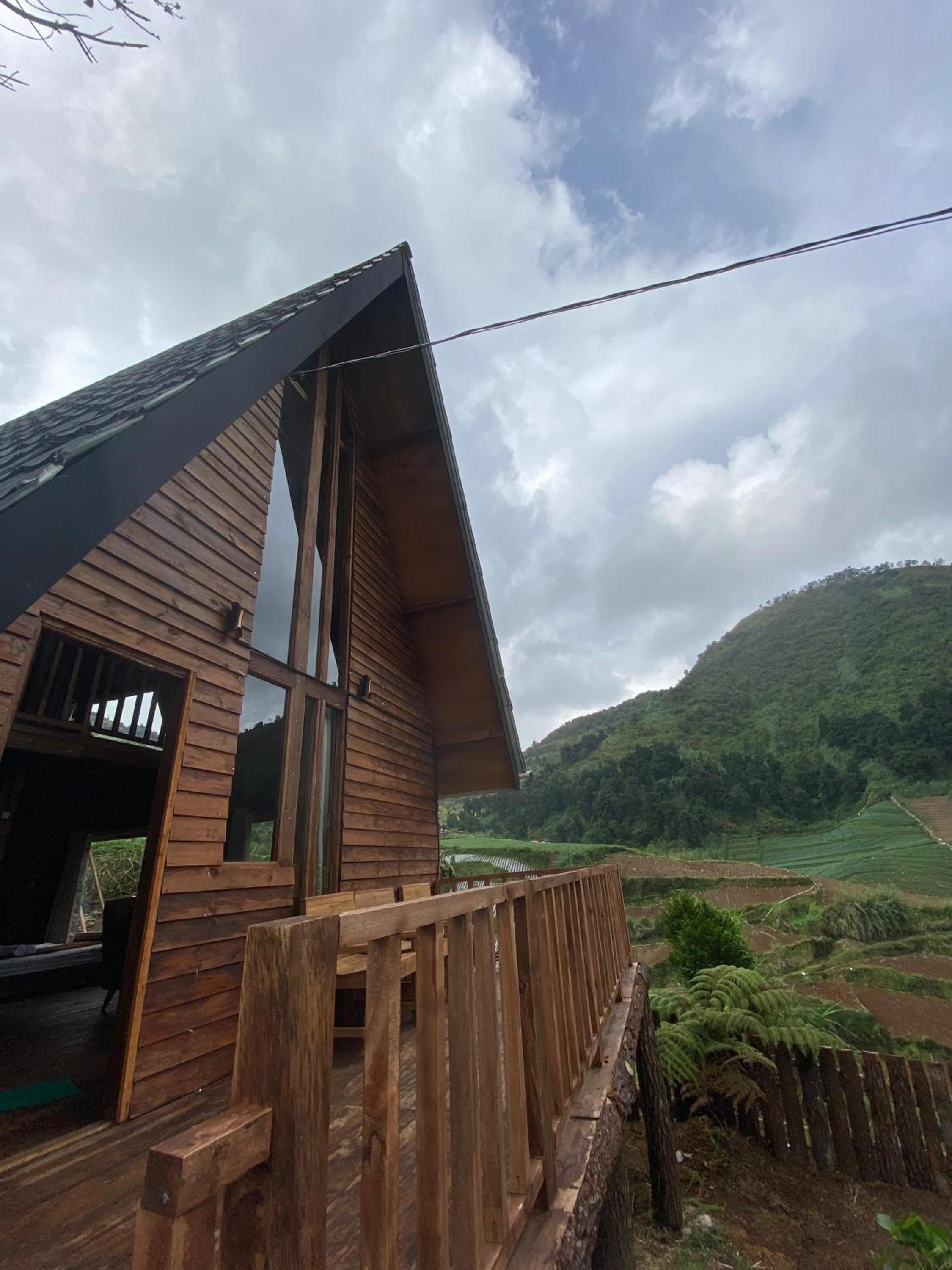 Satha private villa Dieng view 5
