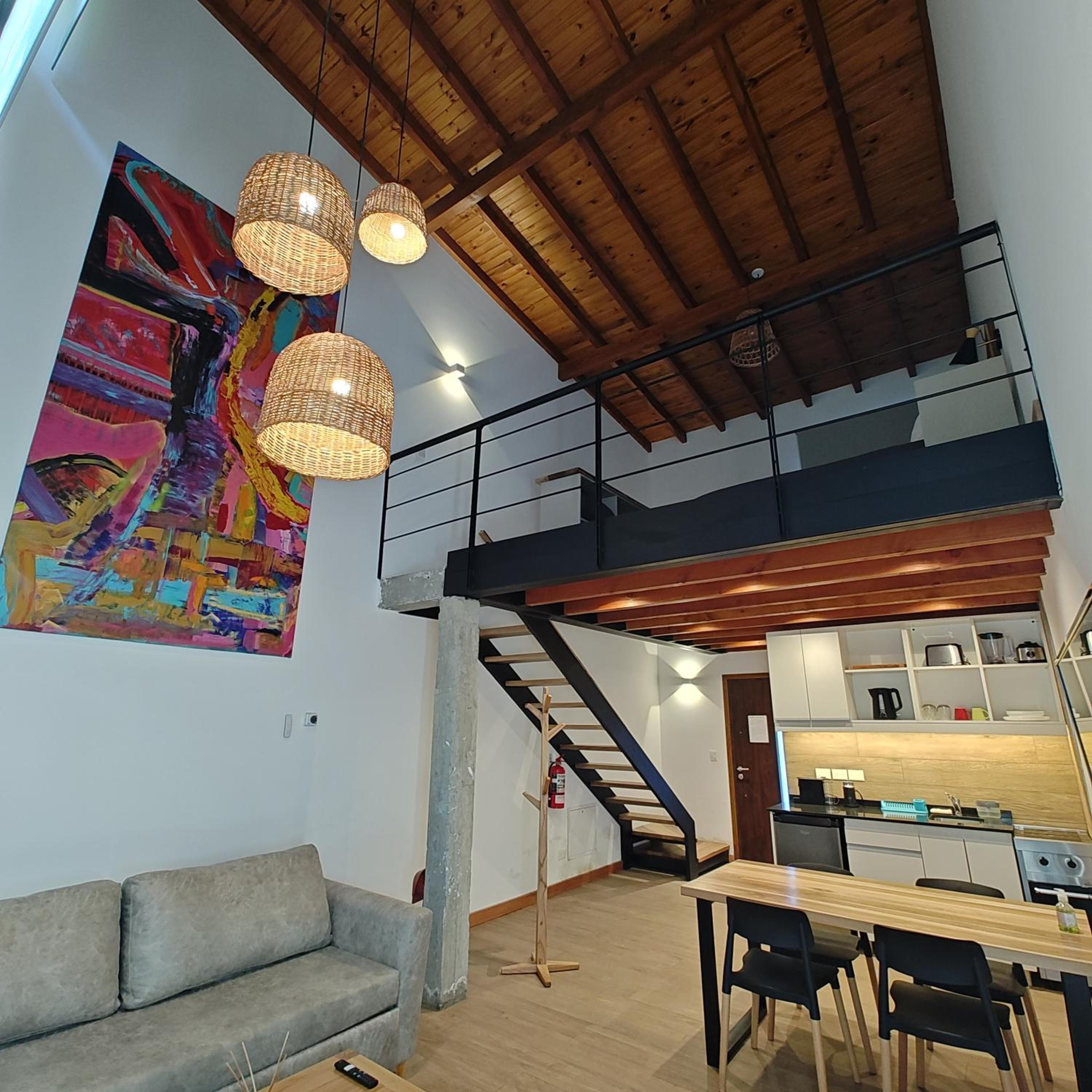 ANFITEATRO APARTS & LOFTS