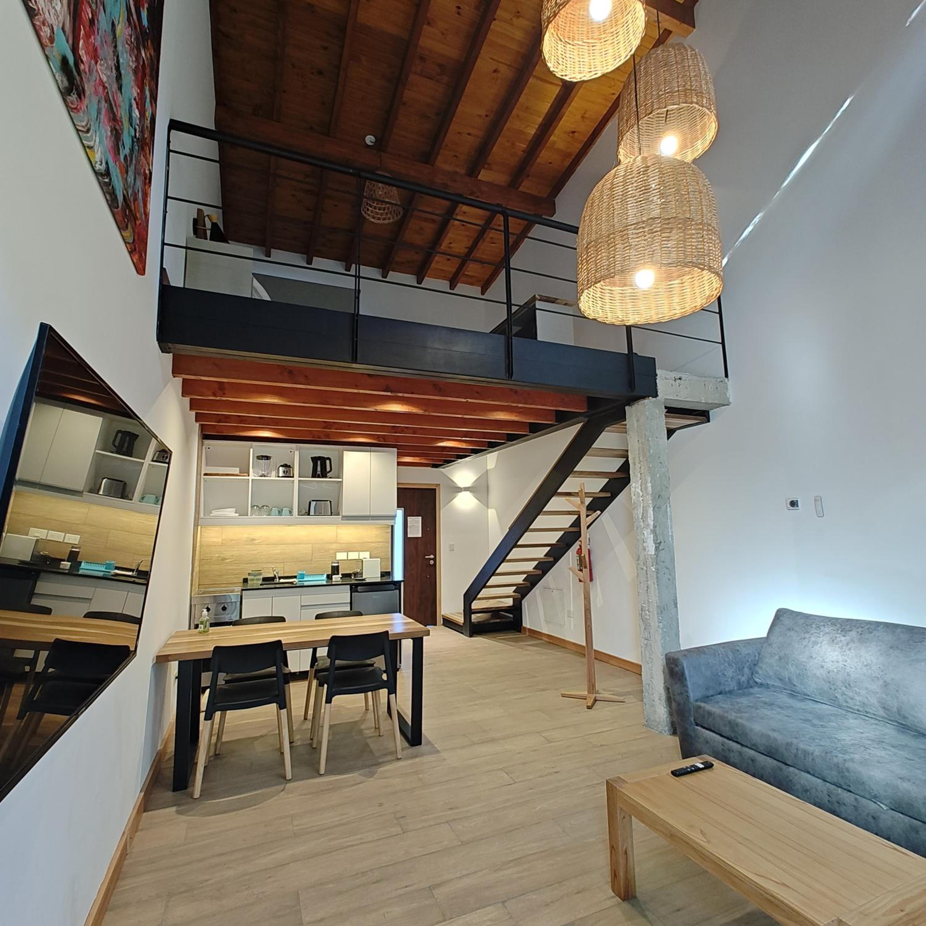 ANFITEATRO APARTS & LOFTS