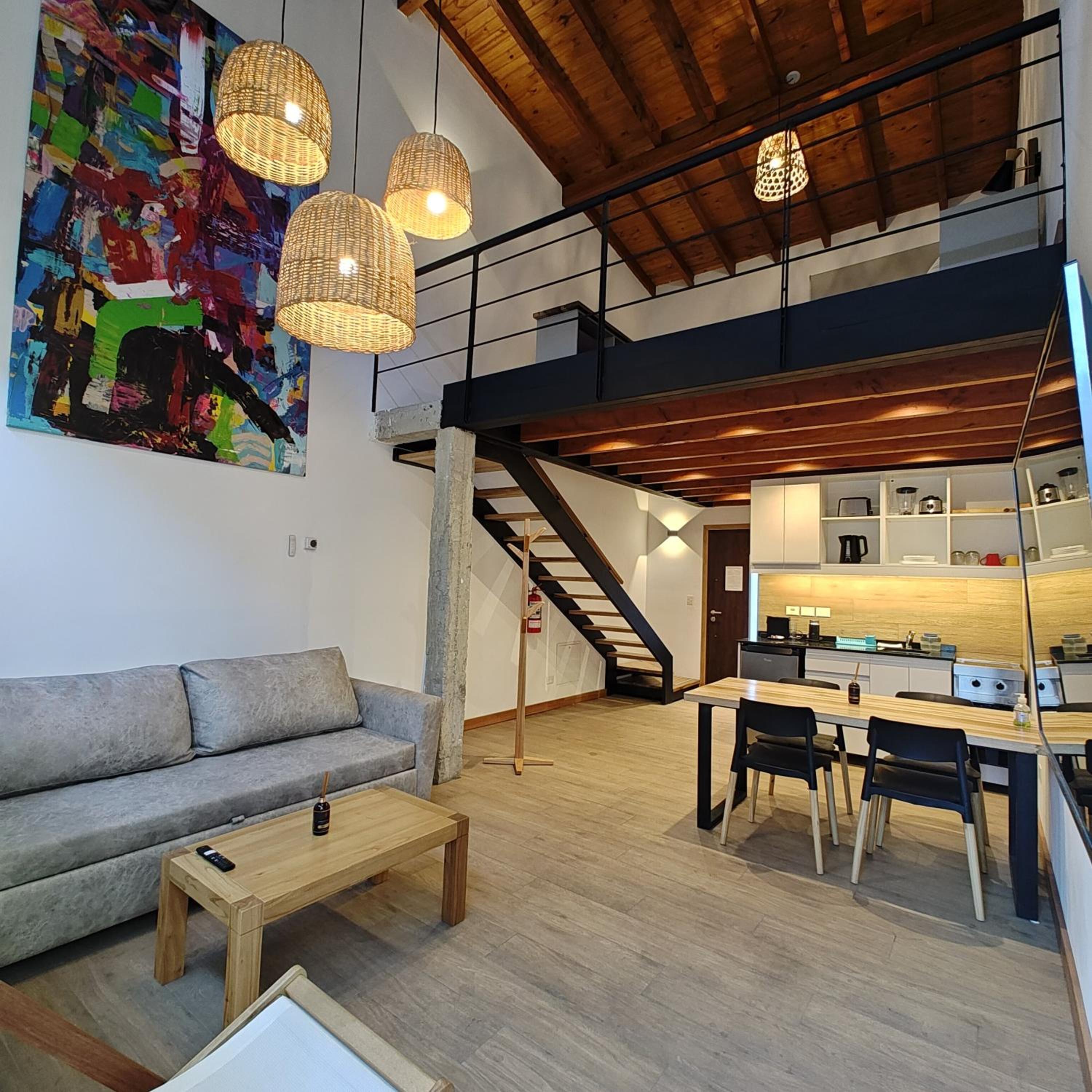 ANFITEATRO APARTS & LOFTS