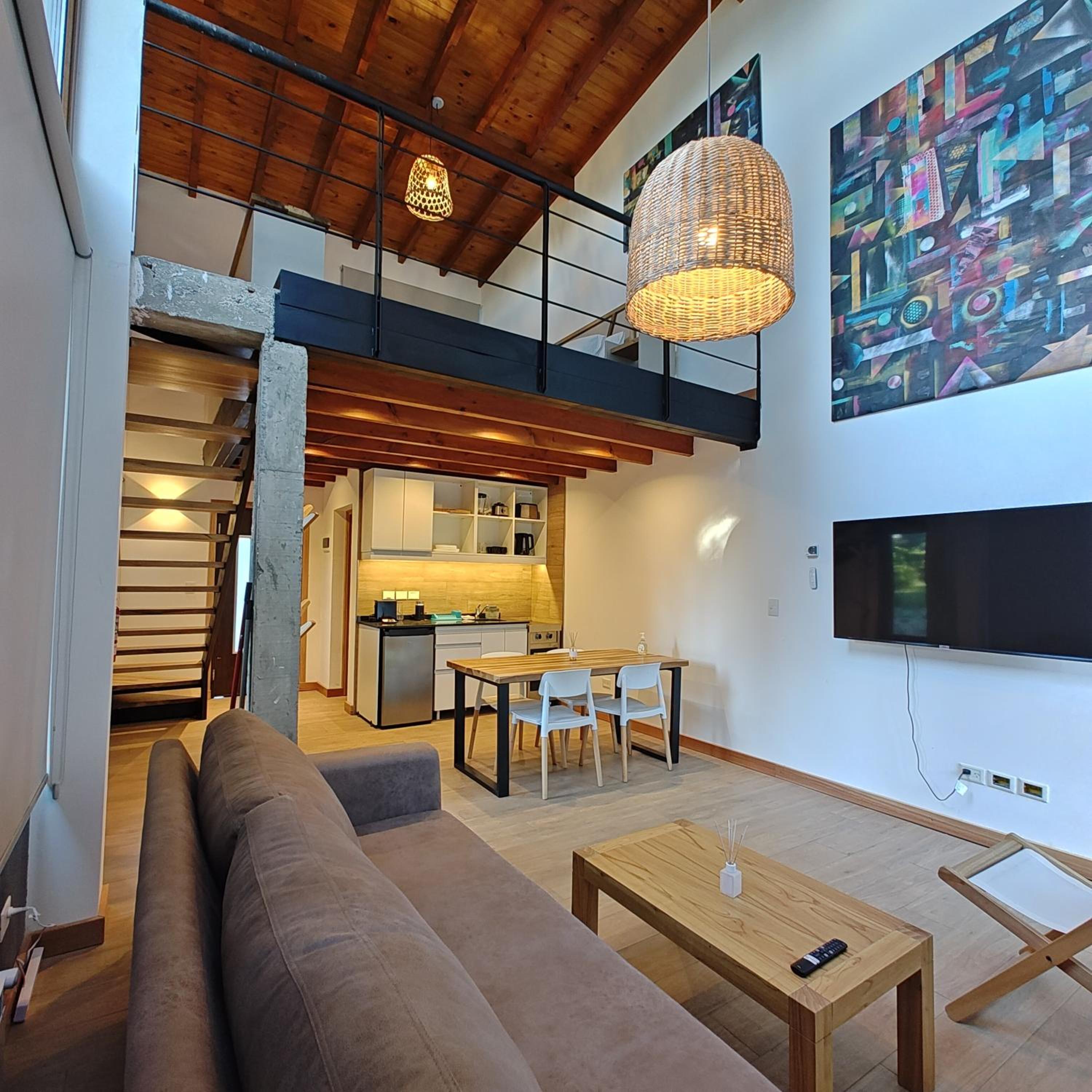 ANFITEATRO APARTS & LOFTS