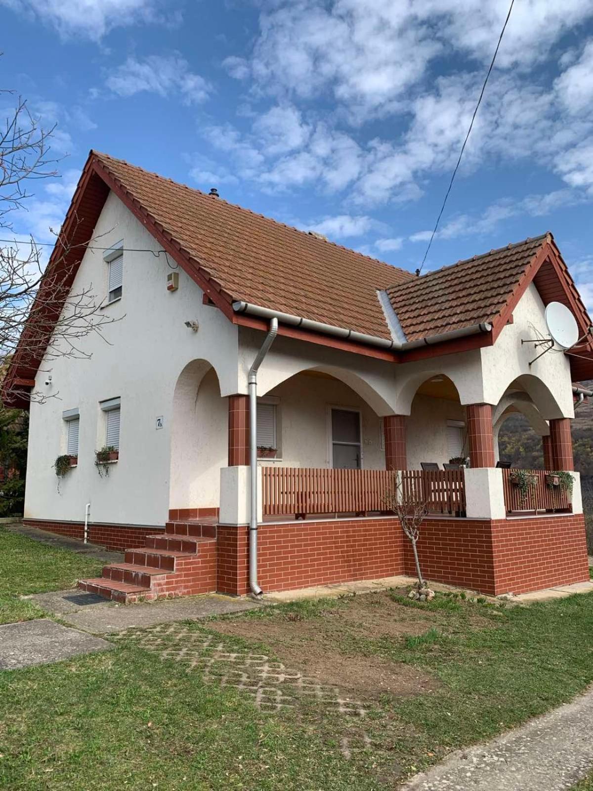 Pusztavár-Lak view 2