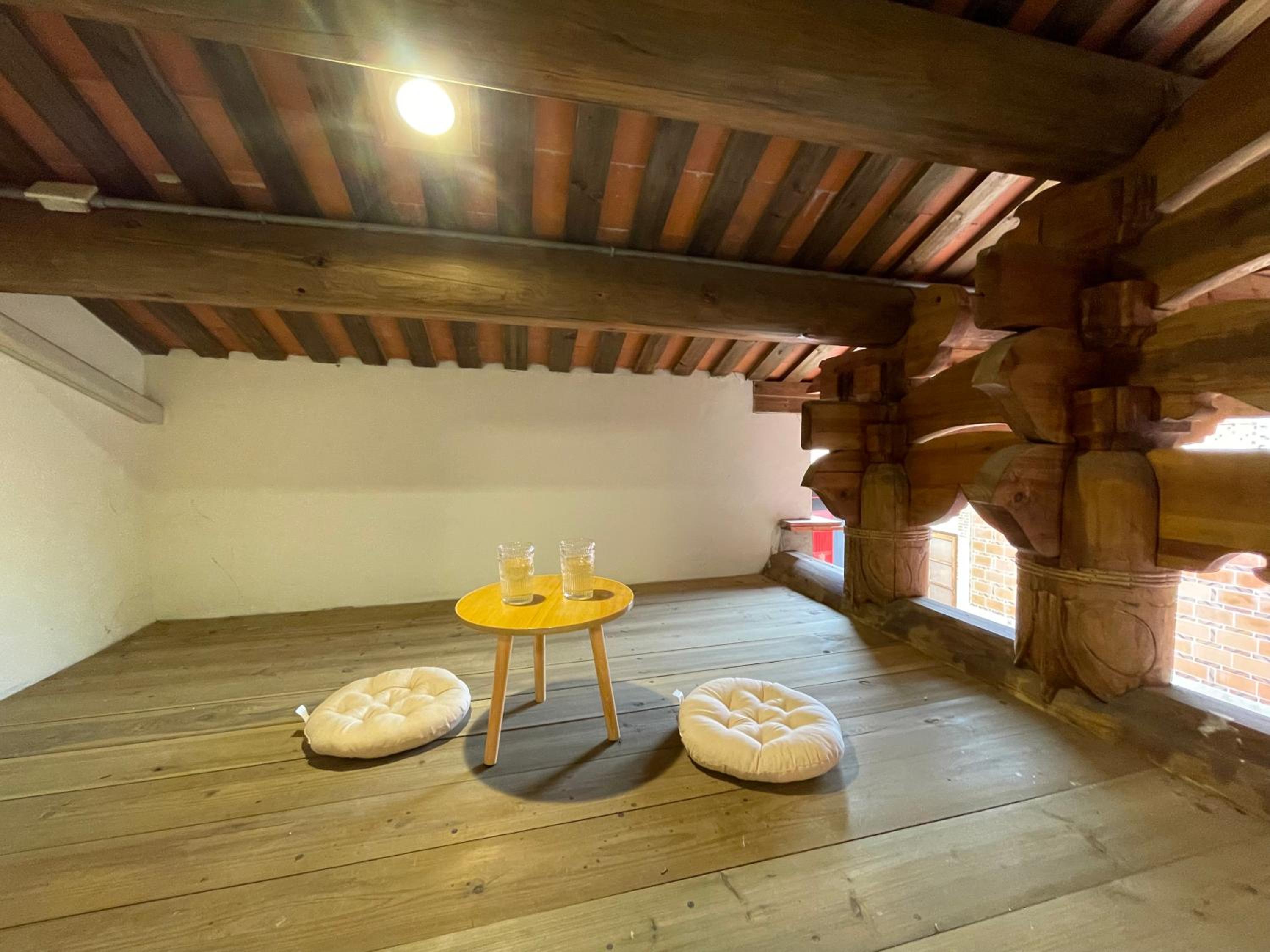 Sunshine Music Traditional Guesthouse view 2