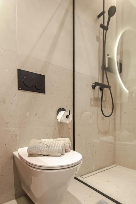 Sea Dune Apartments - Prime Rentals view 3