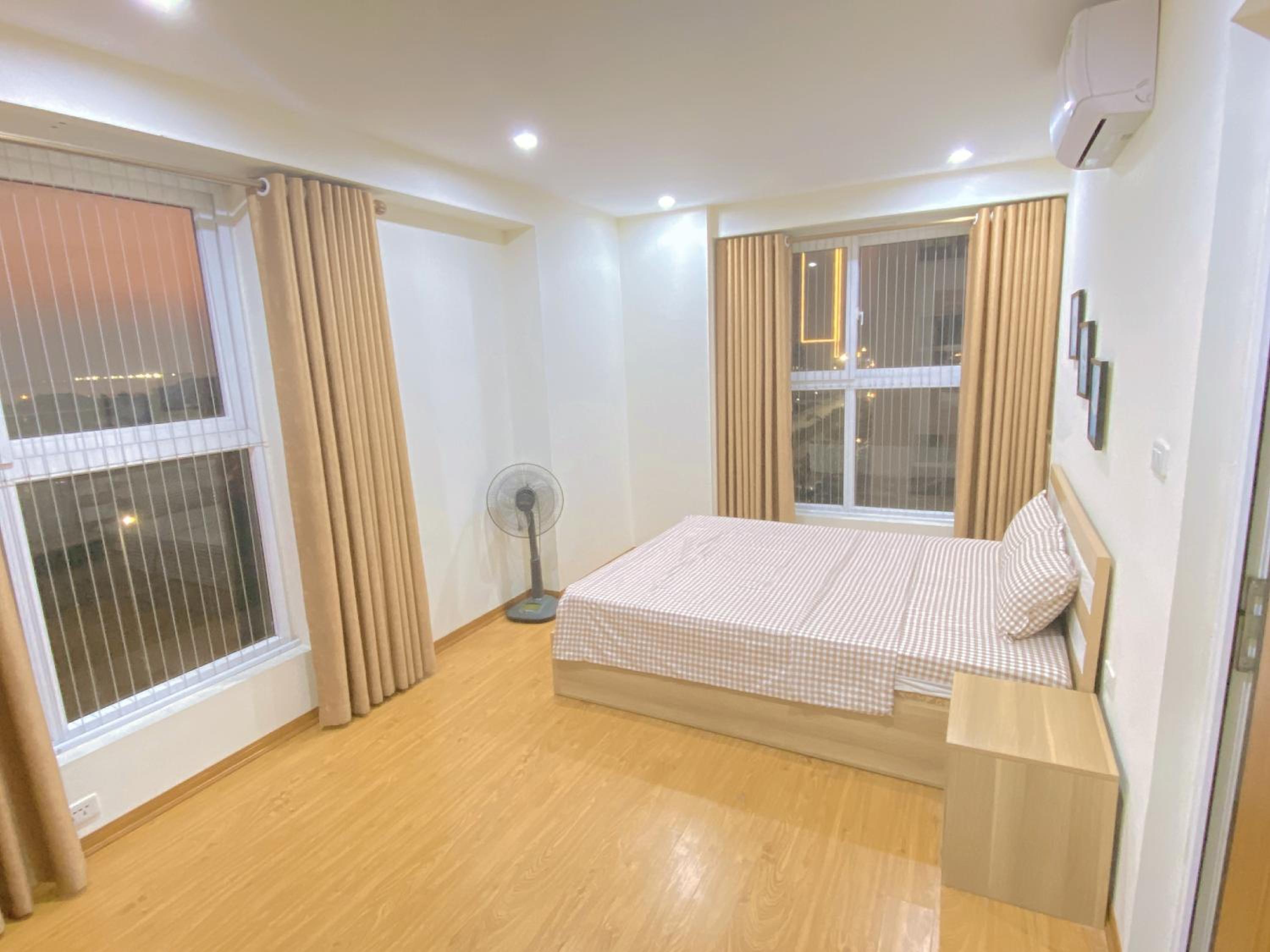 3 bedroom apartment - căn hộ 3pn Hạ Long view 2