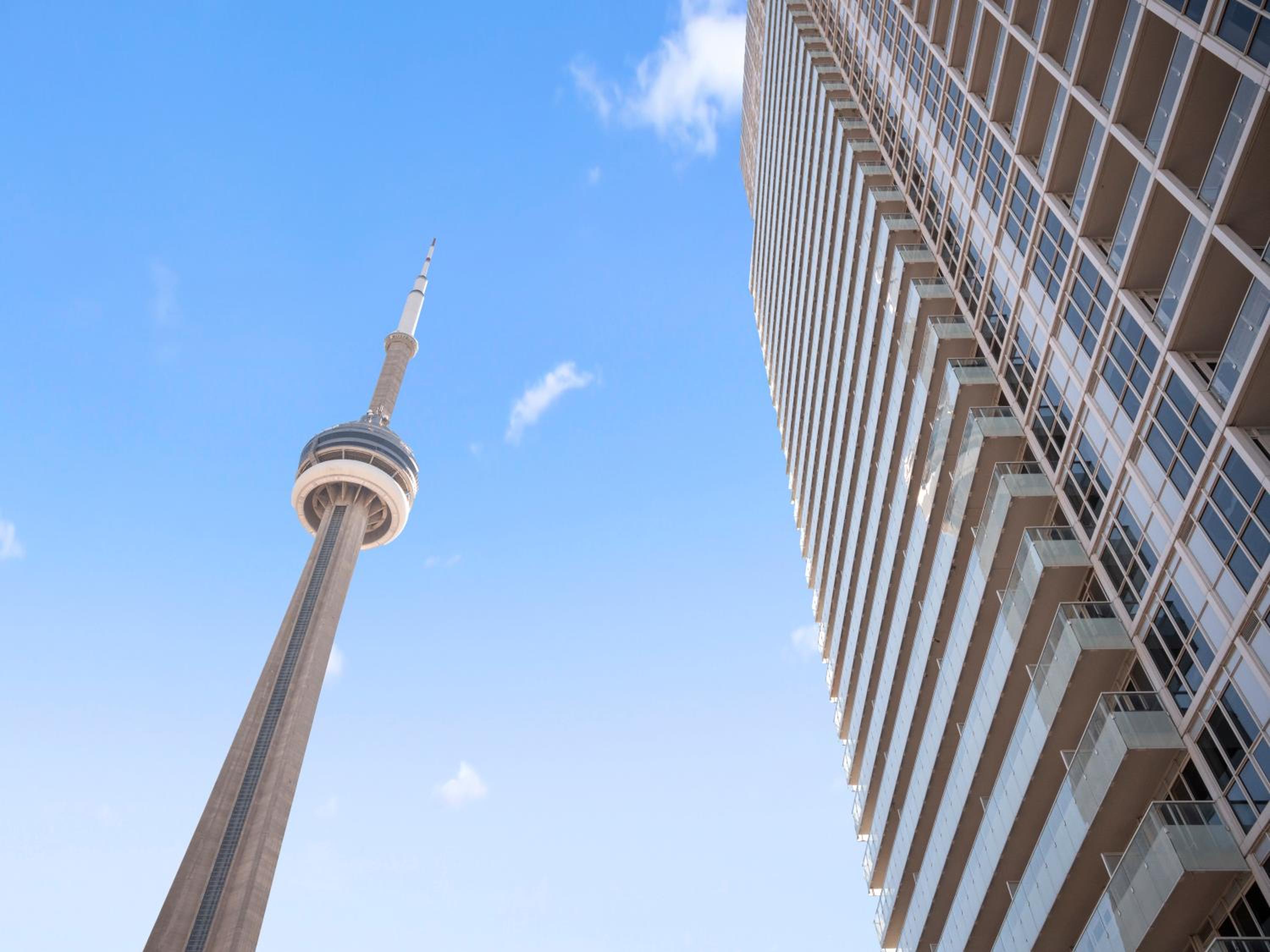 Stylish One Bedroom Suite - Entertainment District Toronto