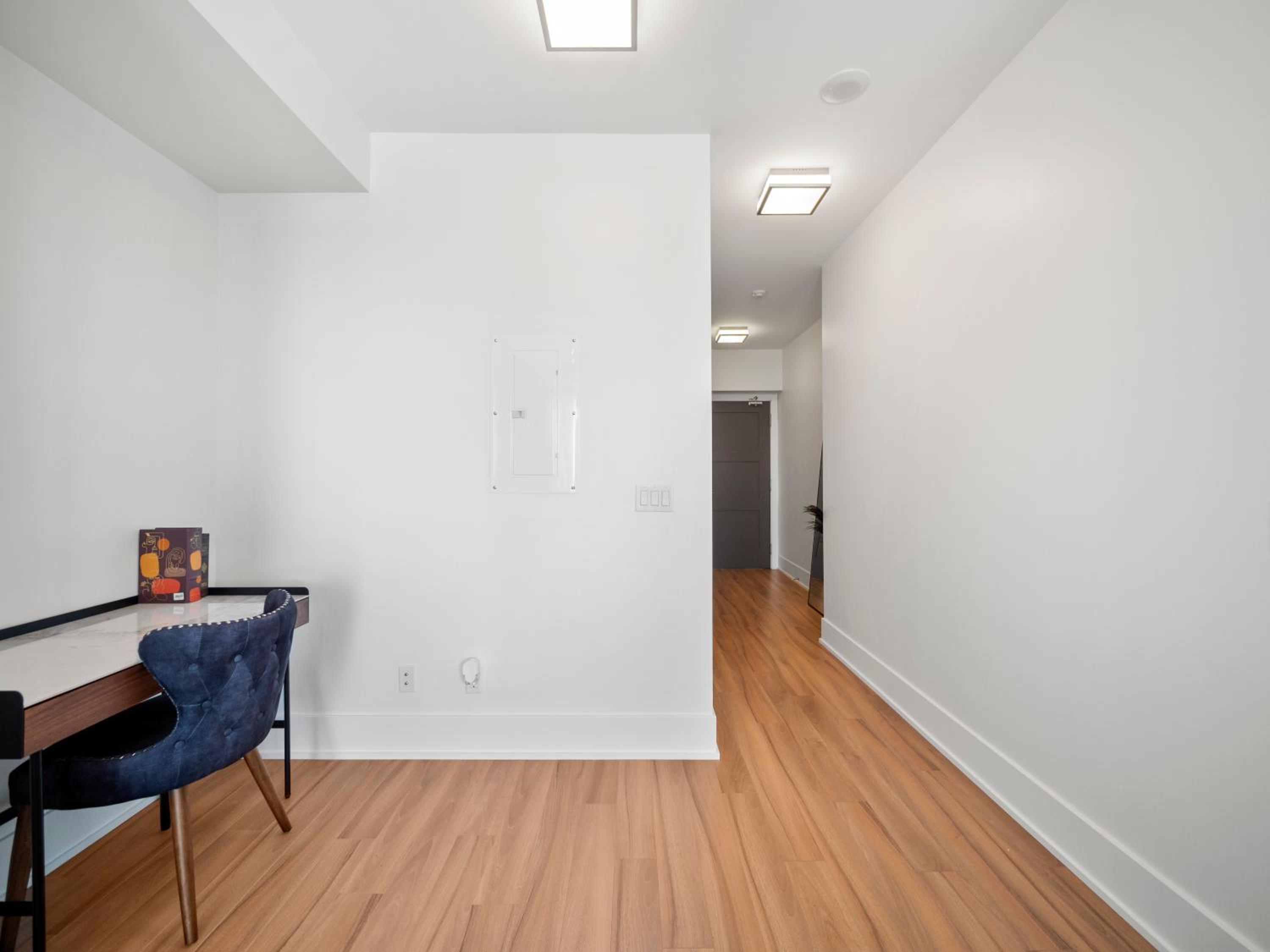 Stylish One Bedroom Suite - Entertainment District Toronto