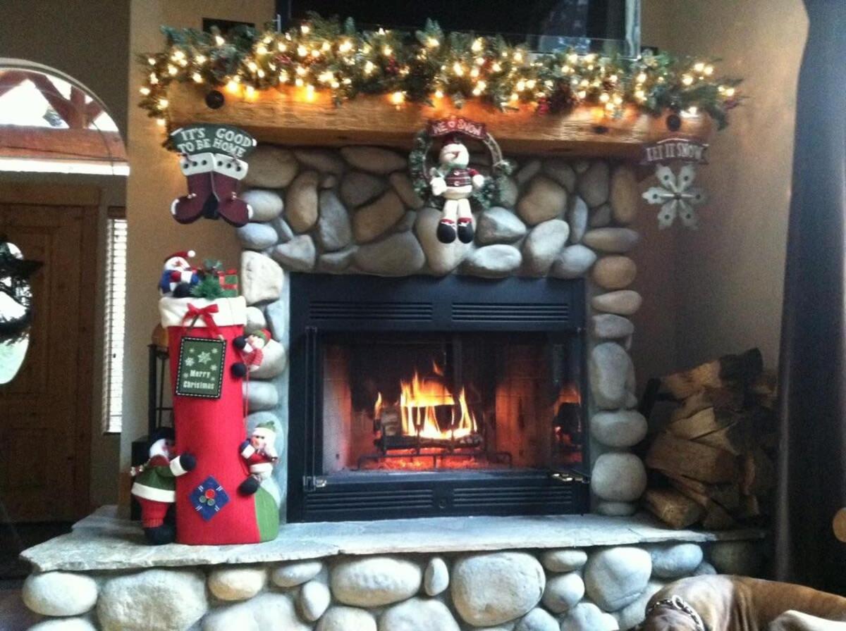Black Bear Lodge Reduced Nightly Rate view 4