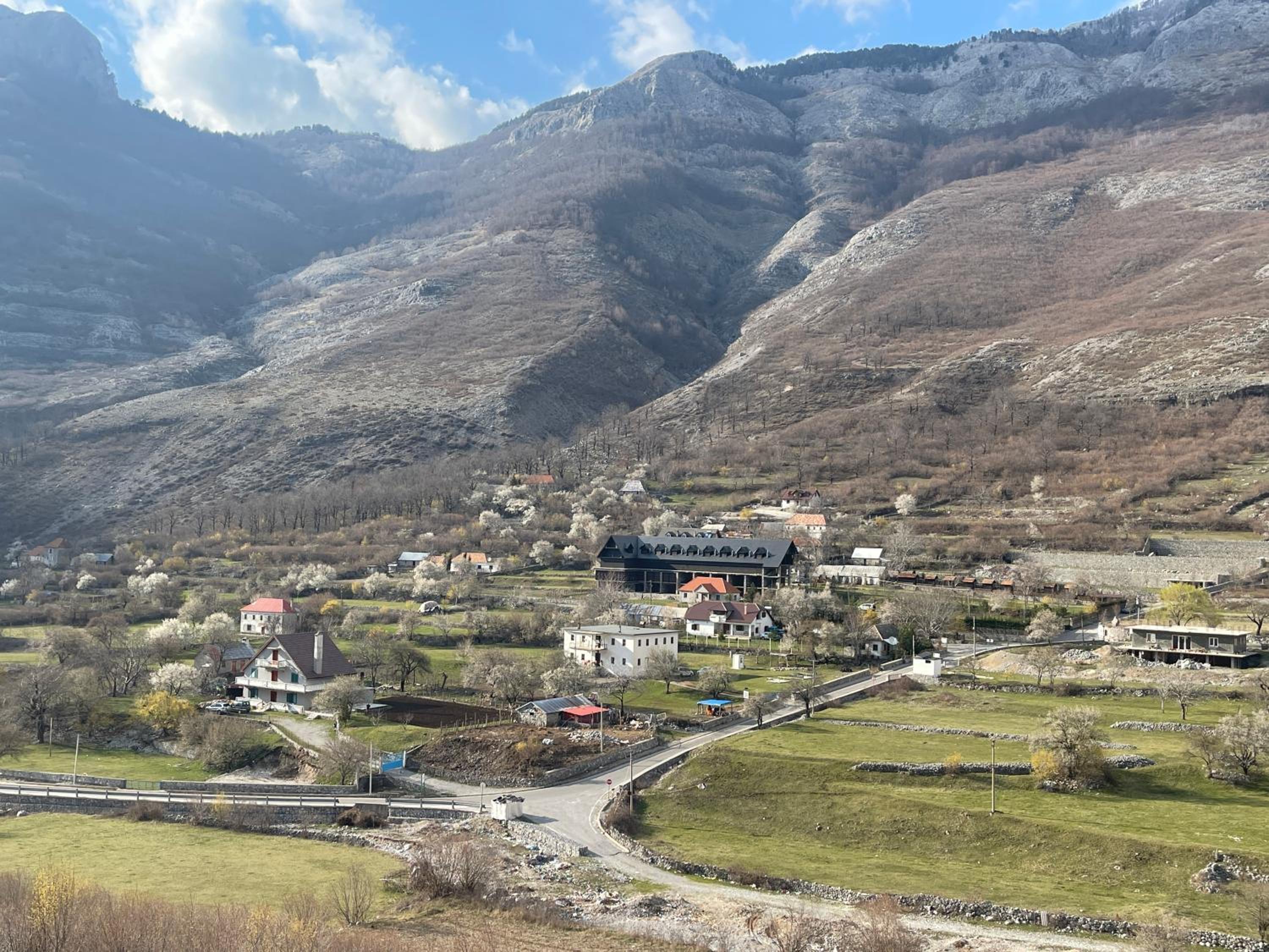 Paja Guesthouse - Camping