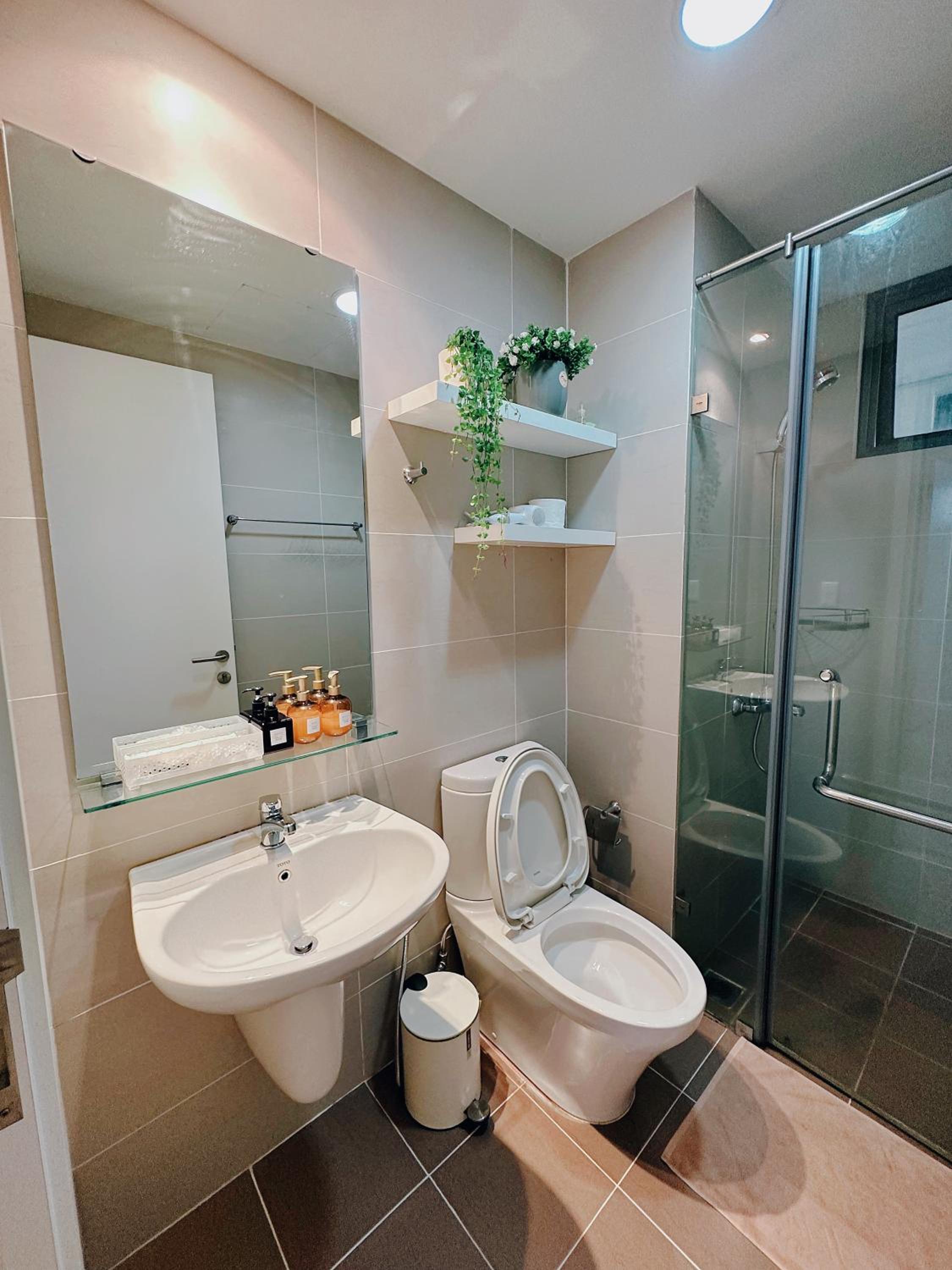 SamHomes - Luxury apartment at Masteri Thao Dien - Free Gym, Pool