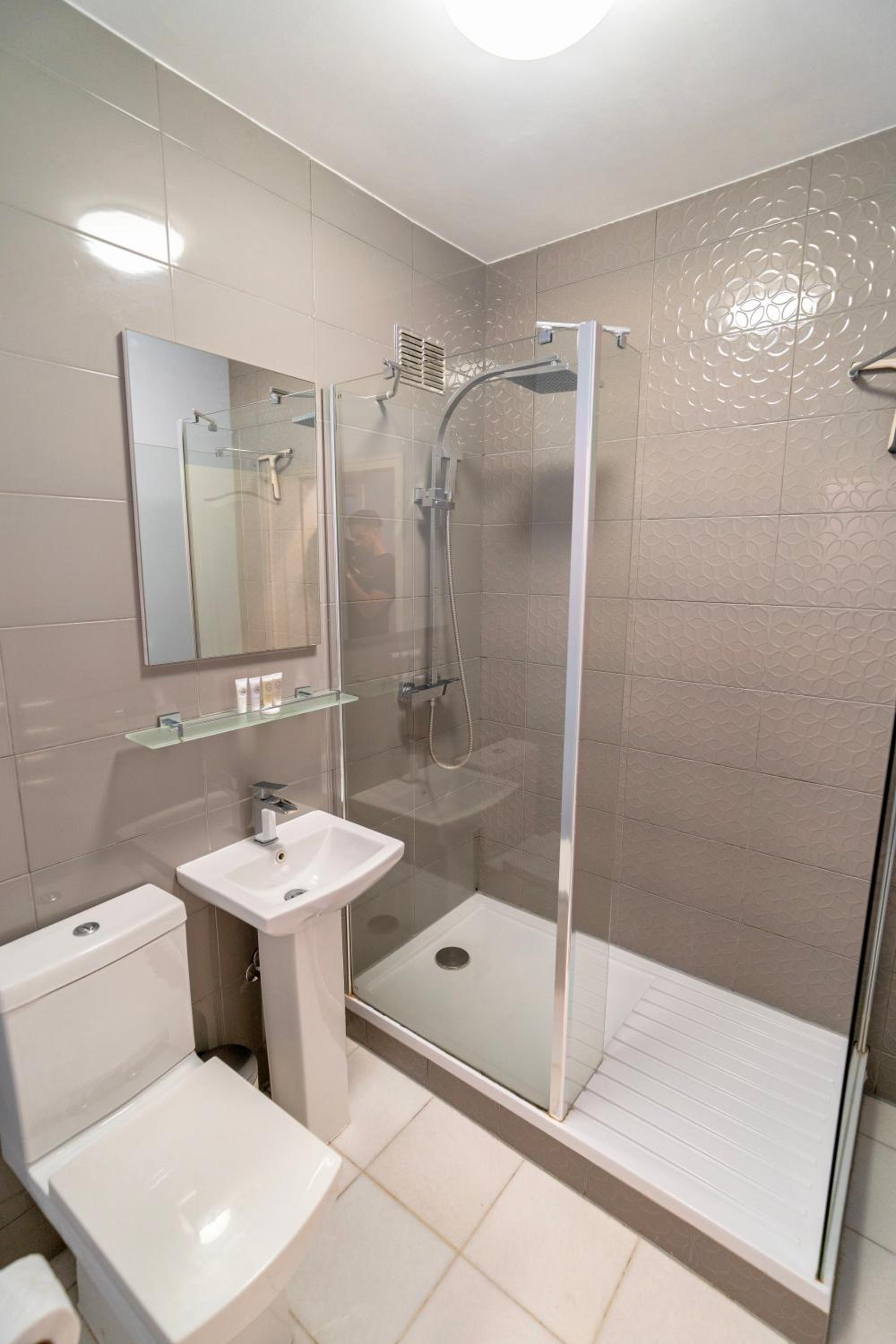 Modern Flat - Fantastic Location 10 min walking to Oxford Street!