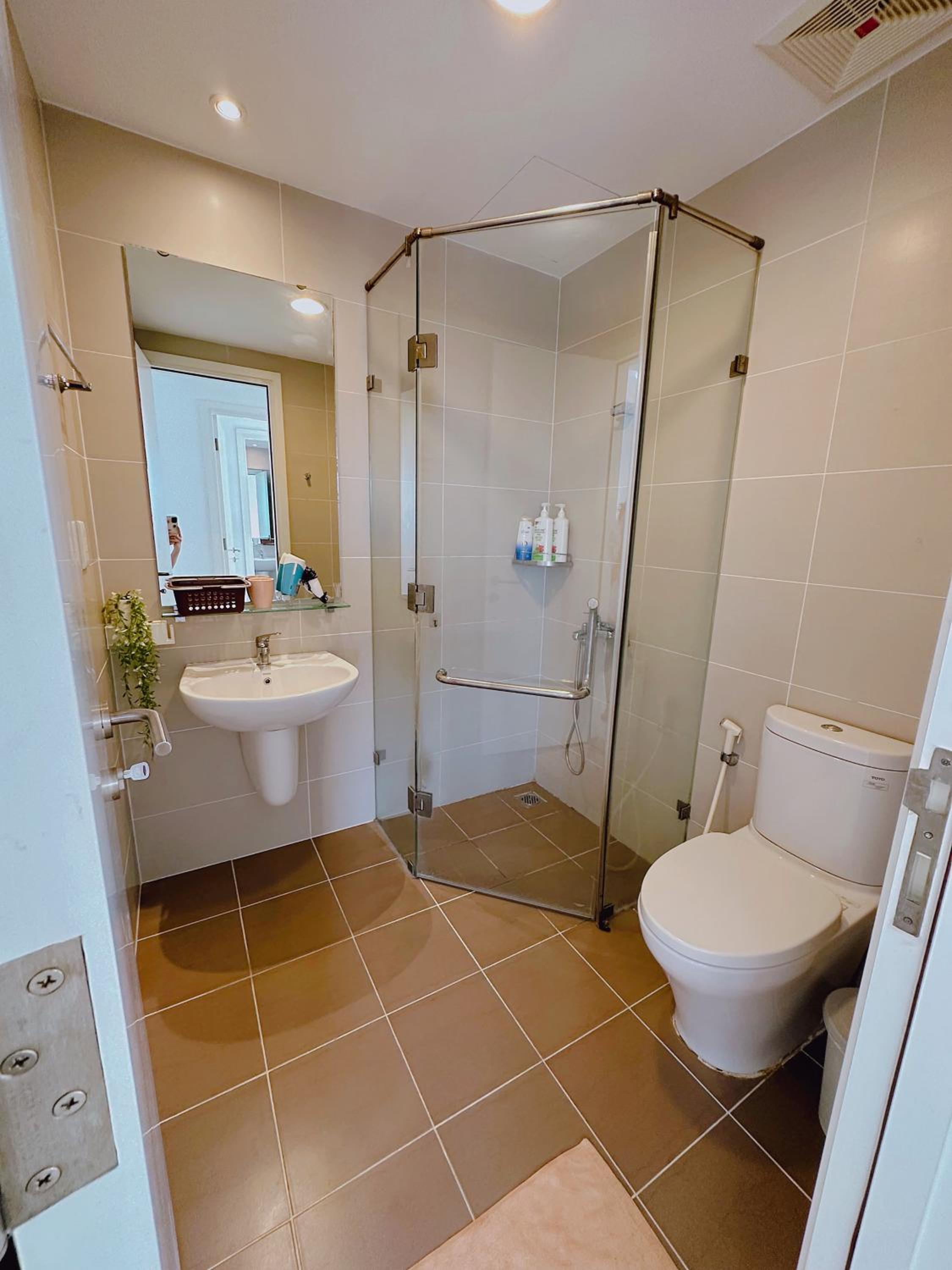 SamHomes - Luxury apartment at Masteri Thao Dien - Free Gym, Pool