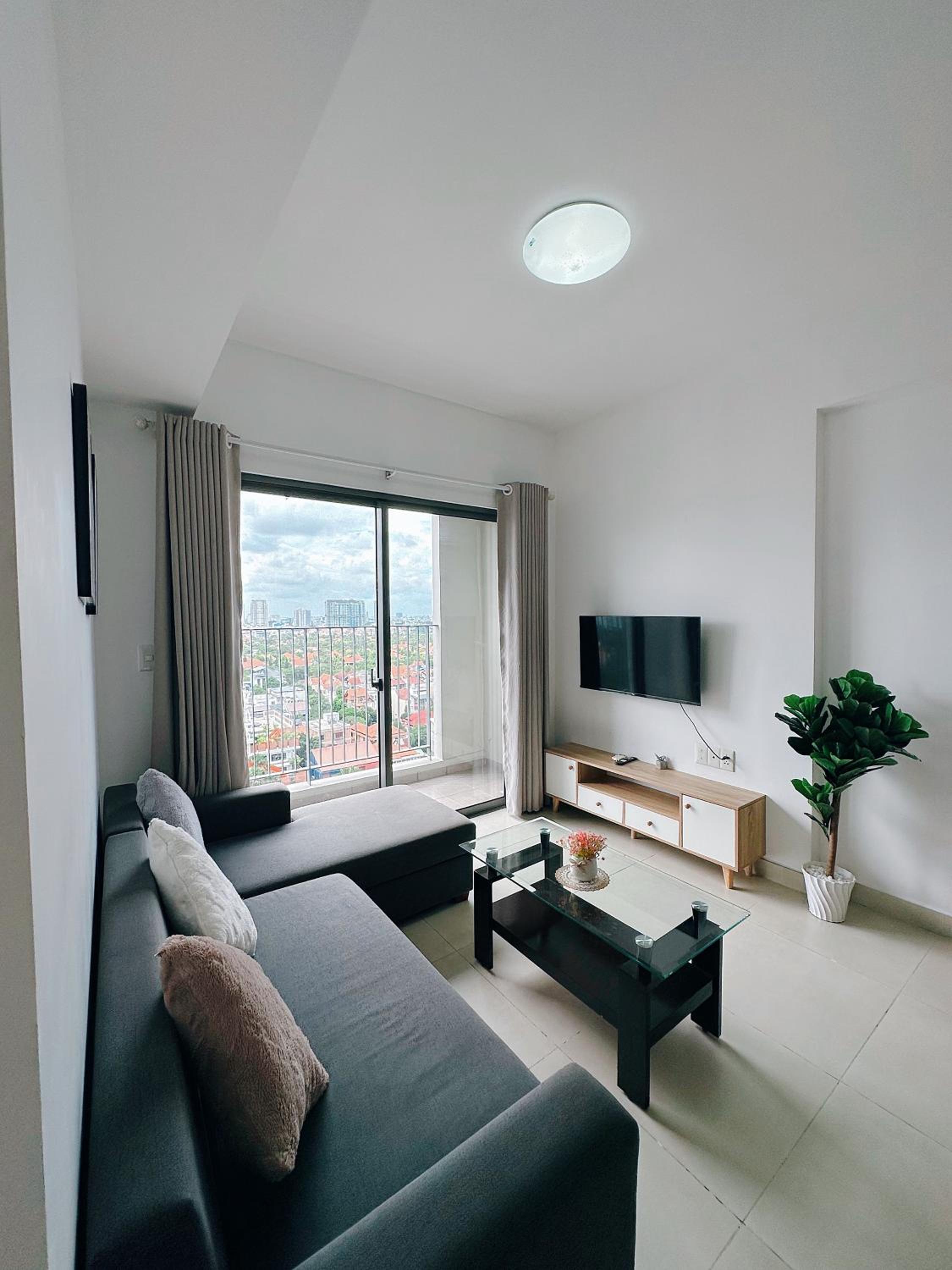 SamHomes - Luxury apartment at Masteri Thao Dien - Free Gym, Pool