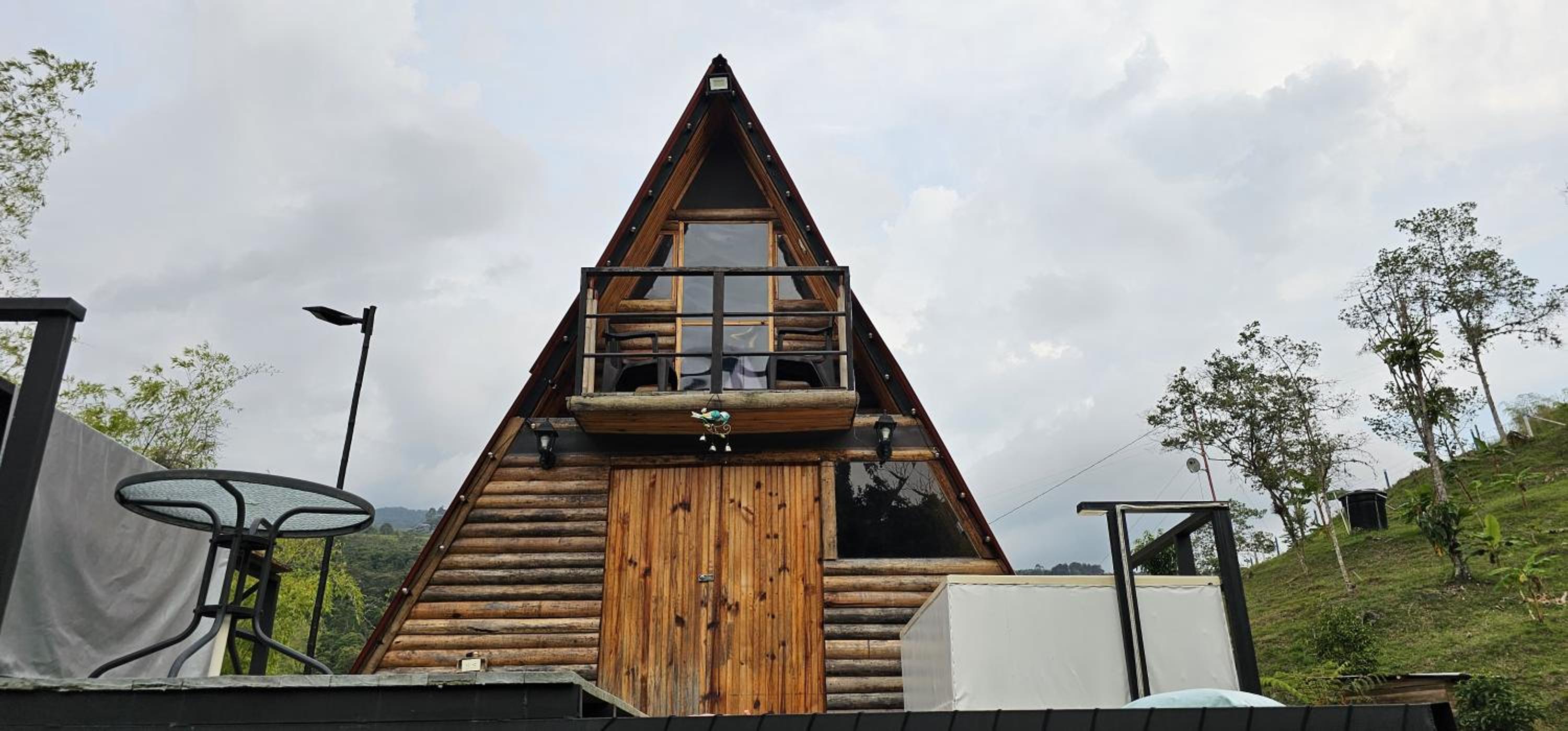 Glamping y Cabañas Alpina