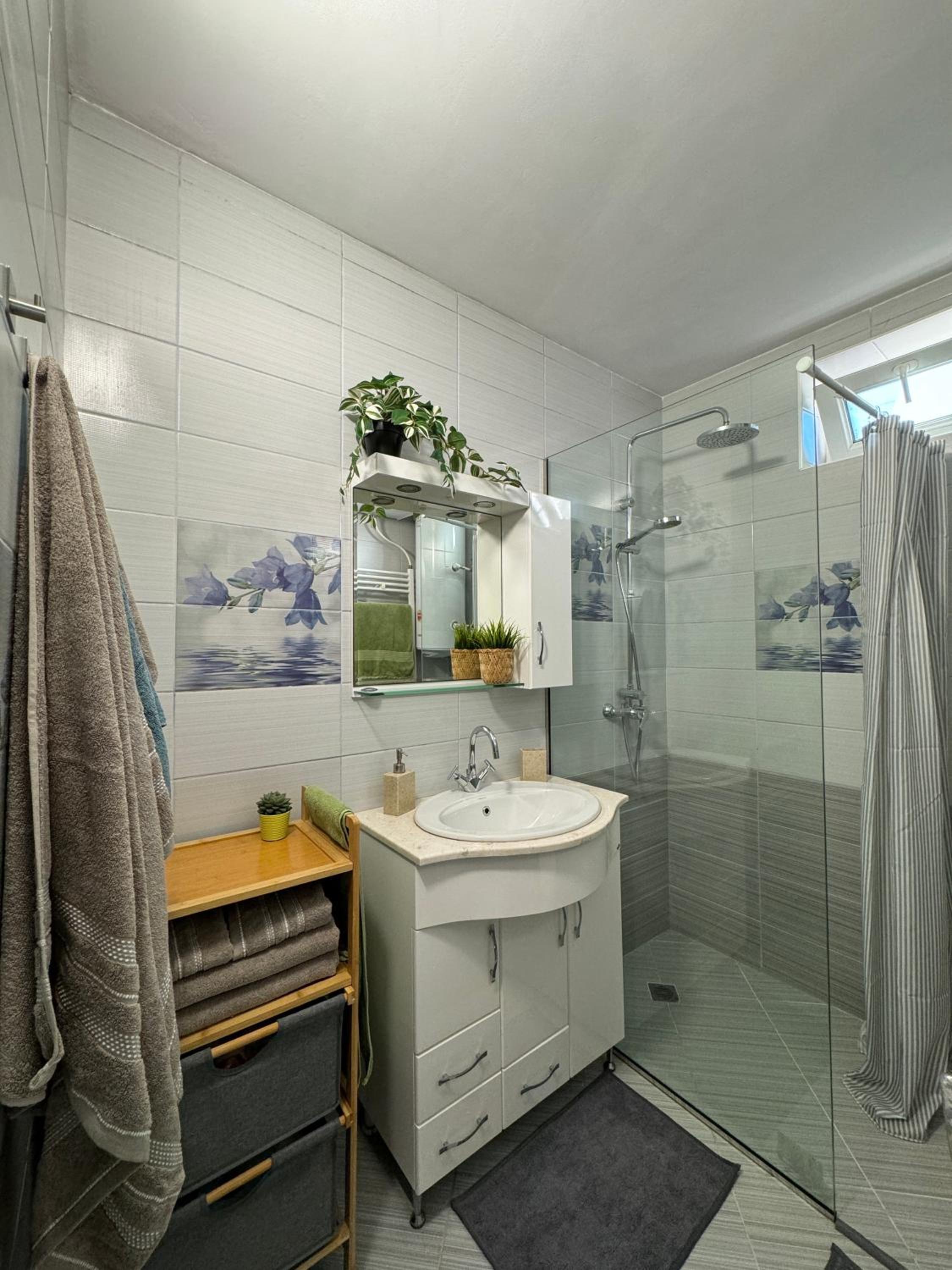 Kakavanen’s Sea View apartment