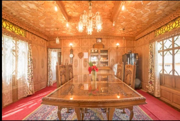 The Martin's Houseboat view 5
