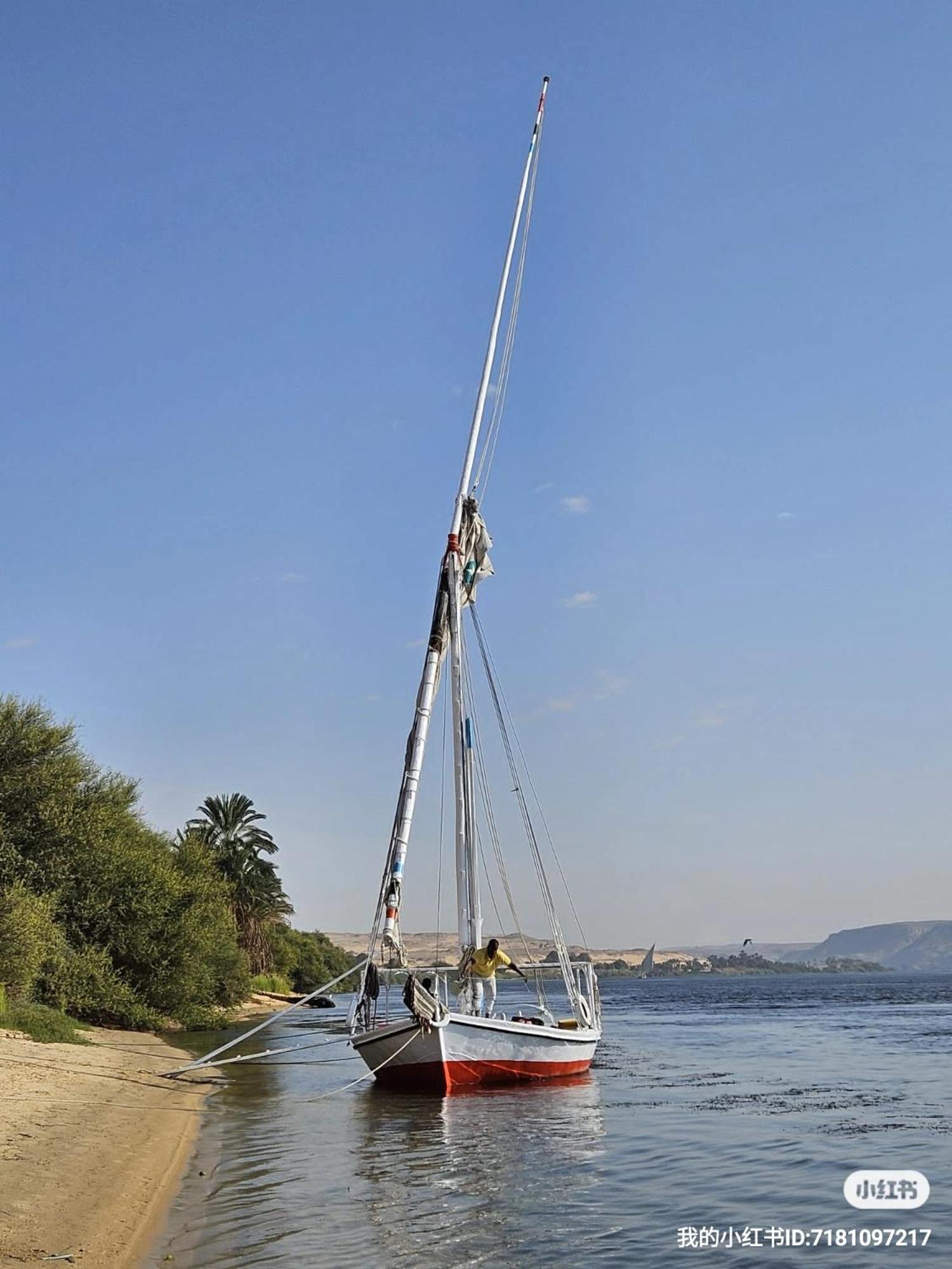 Felucca Sailing Boat Overnight Experience