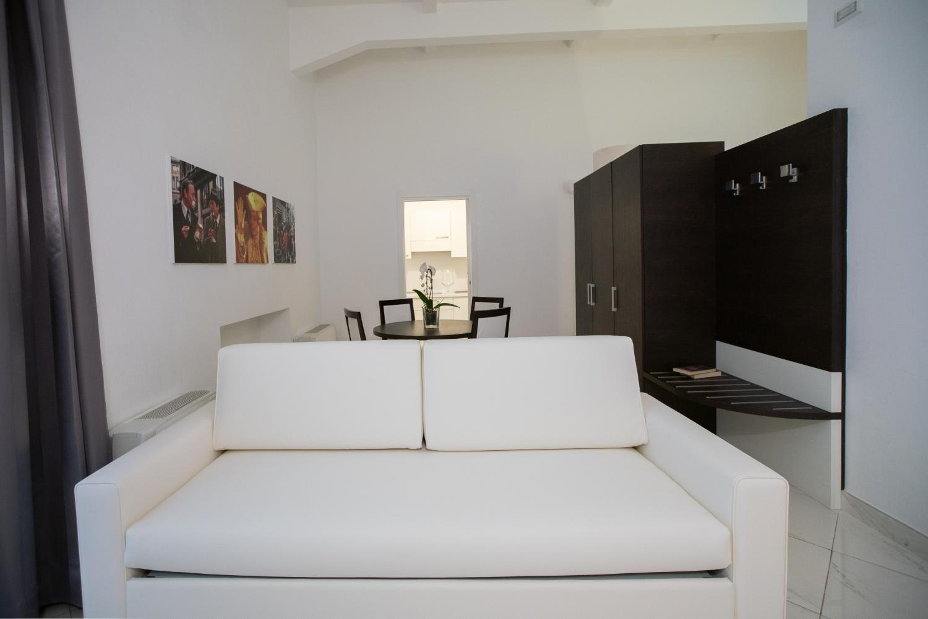 Morin 10 Rome Exclusive Suites