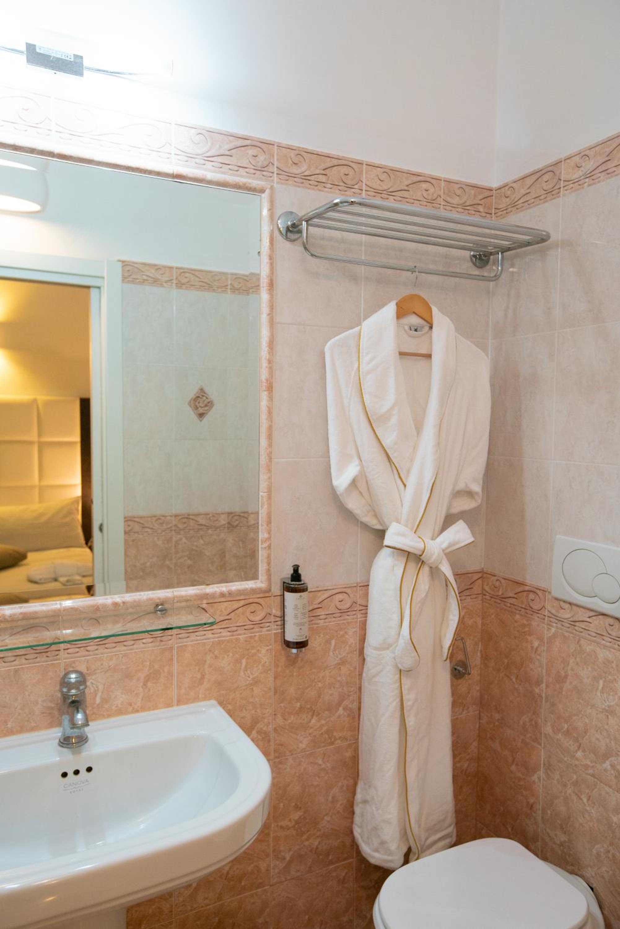 Morin 10 Rome Exclusive Suites