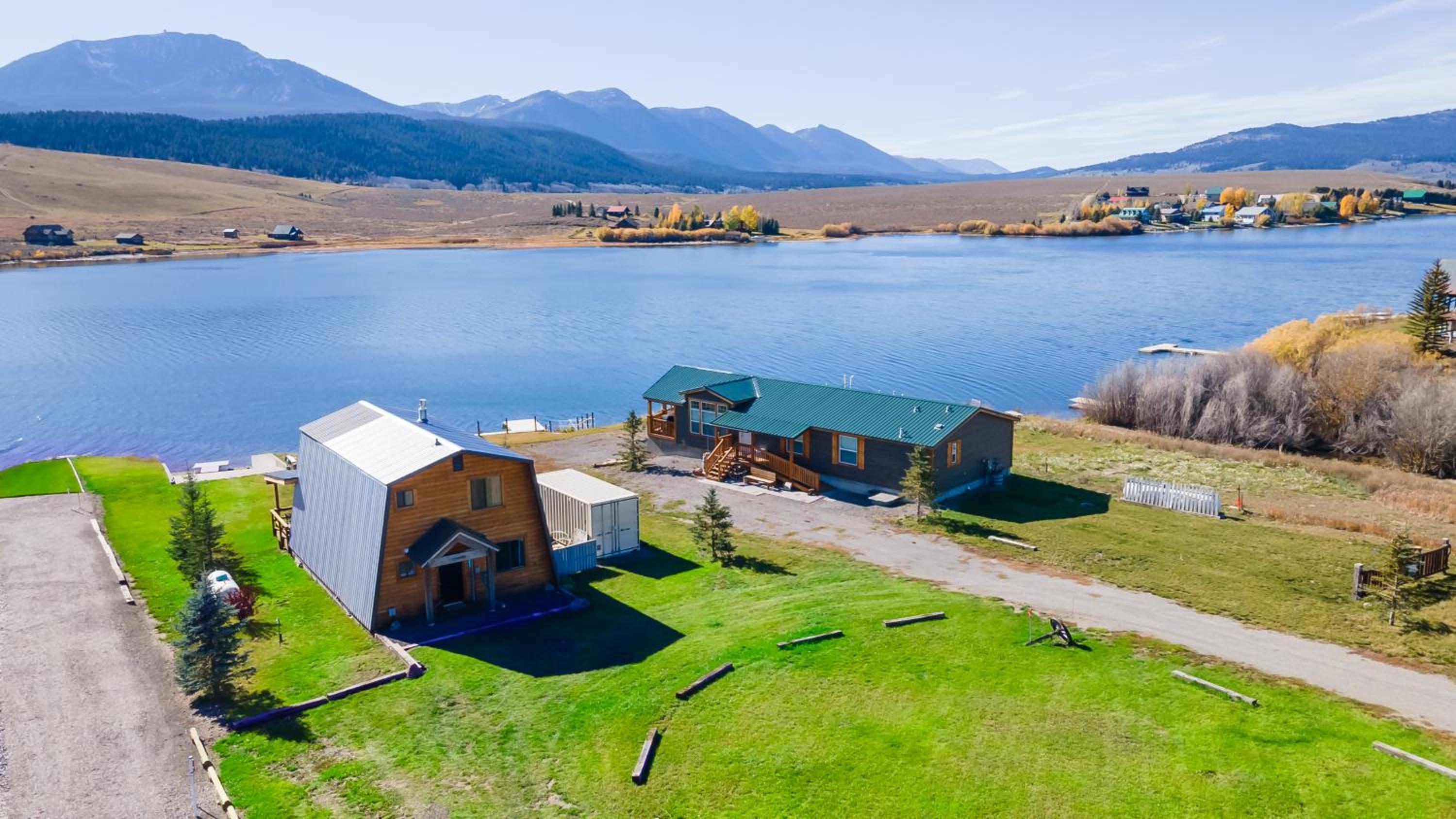 NEW LISTING Lakeside Paradise at Henry view 4