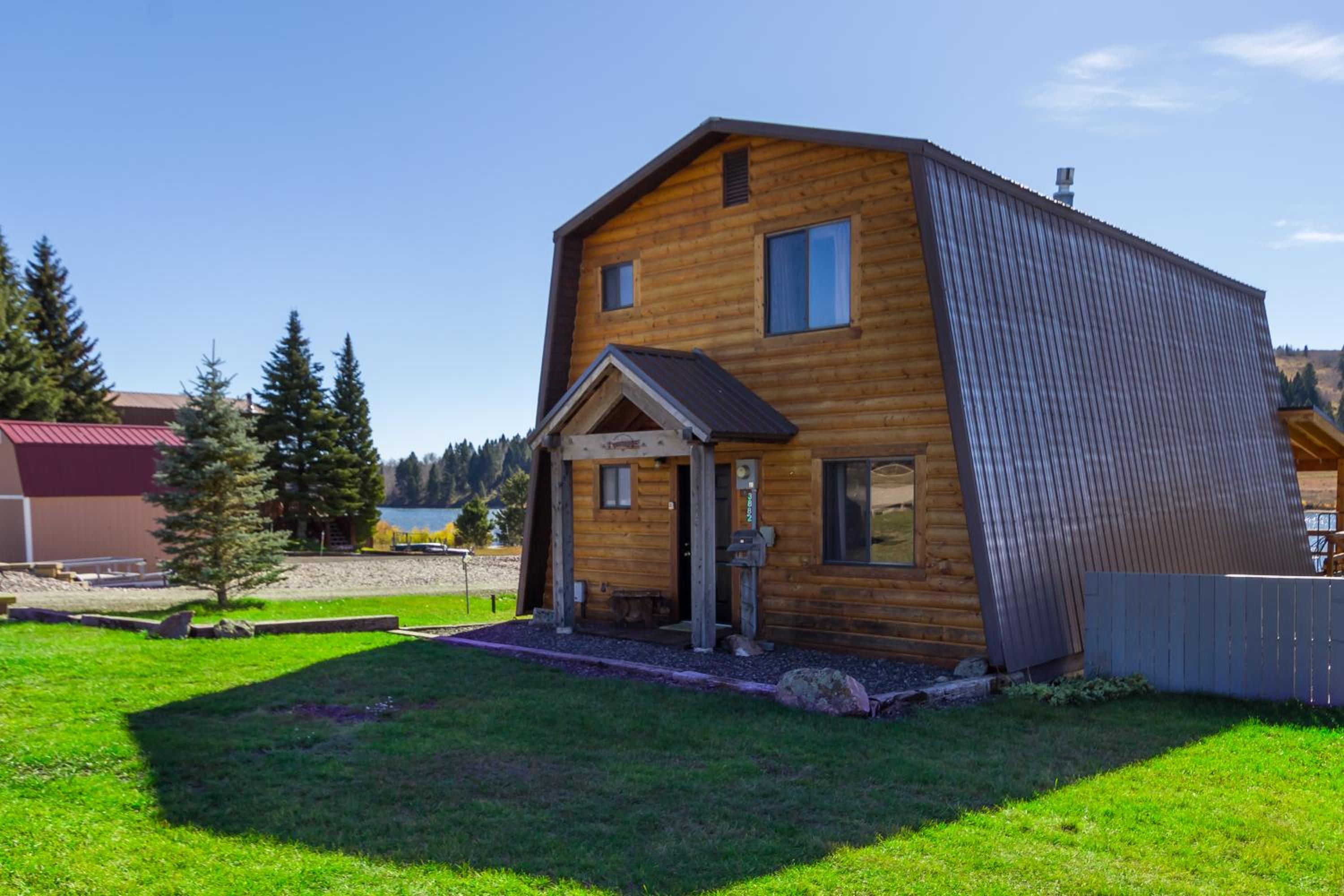 NEW LISTING Lakeside Paradise at Henry view 5