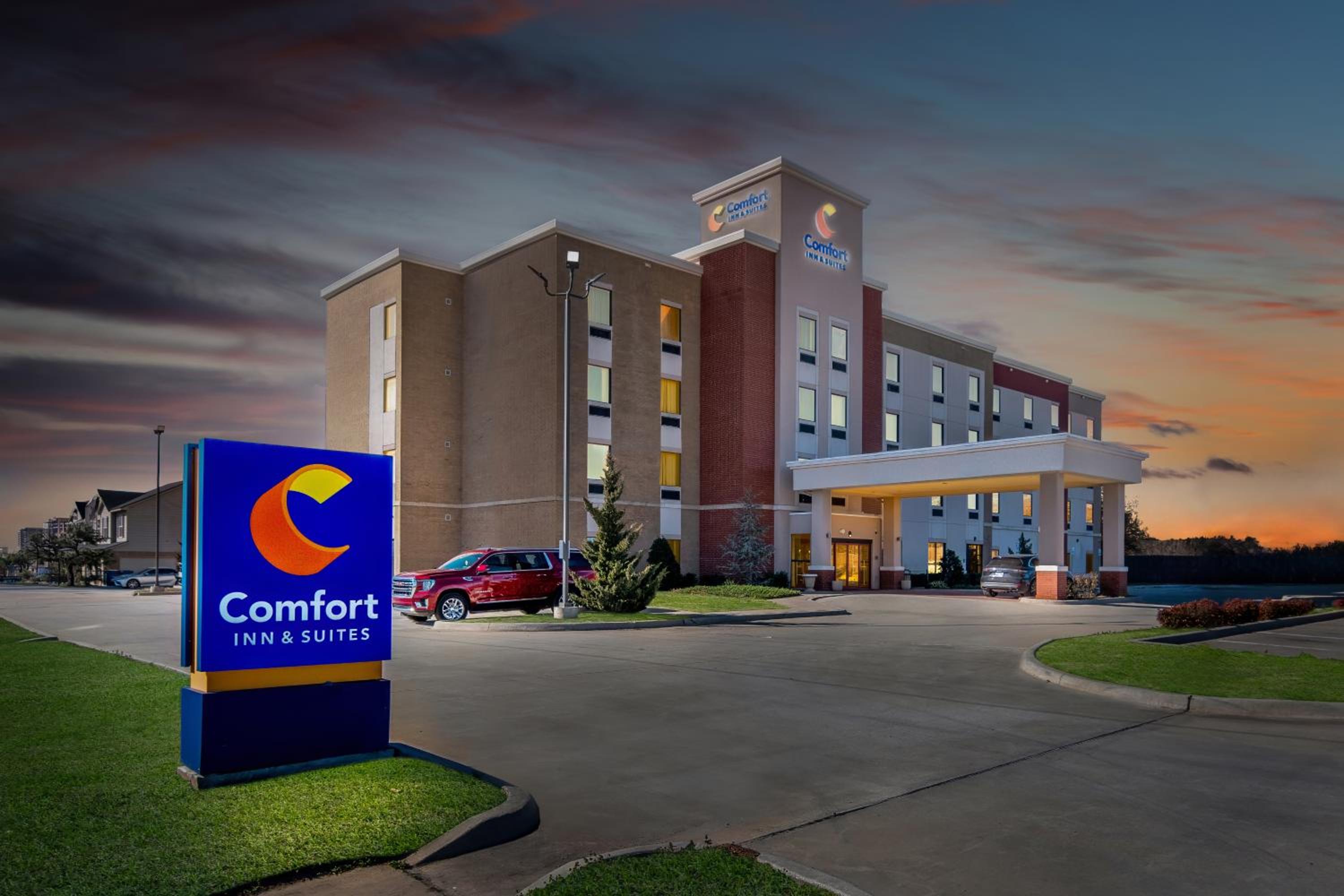 Comfort Inn & Suites Newcastle - Oklahoma City
