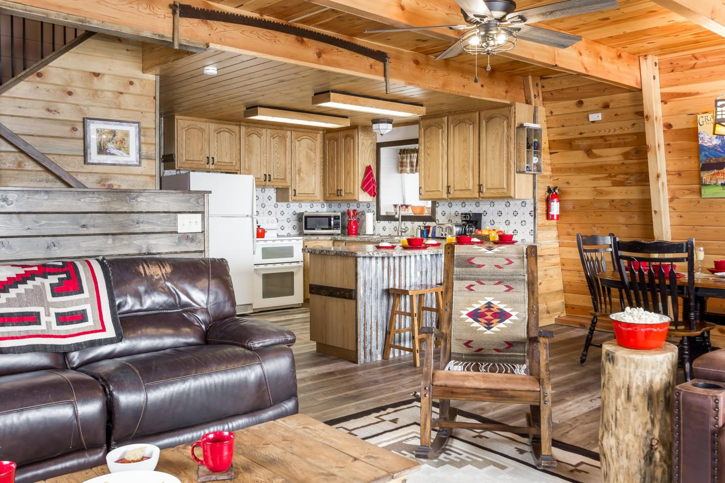 New Listing, Red Rock Lakeview - Stunning Mountain & Lake Views! Sleeps 8 view 2