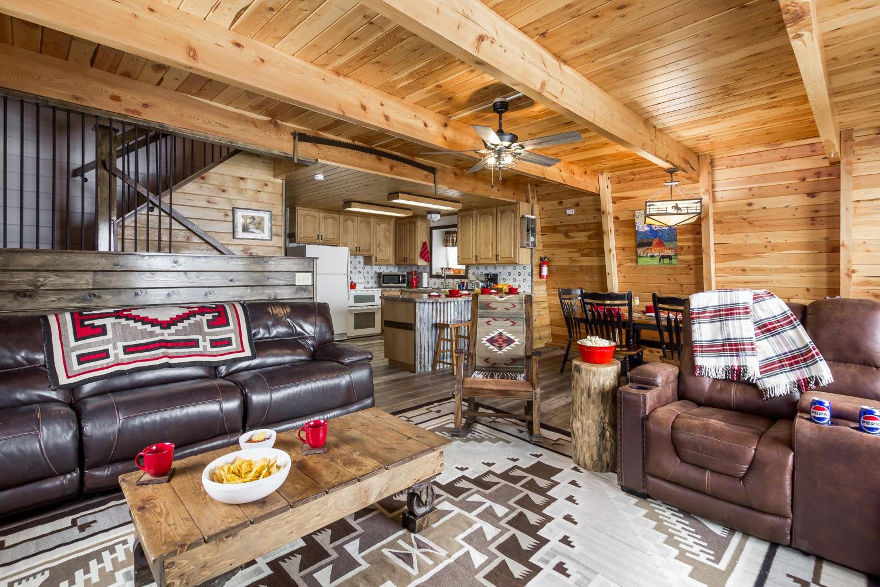 New Listing, Red Rock Lakeview - Stunning Mountain & Lake Views! Sleeps 8 view 3
