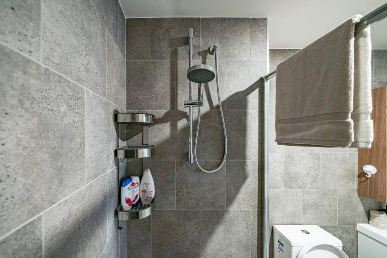 Luxury and Stylish Apt on NB Ave