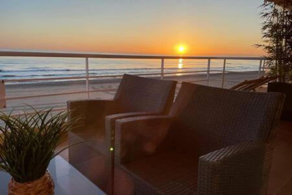 AP-4 XimoApartments A Primera Línea de Playa & Parking photo 5