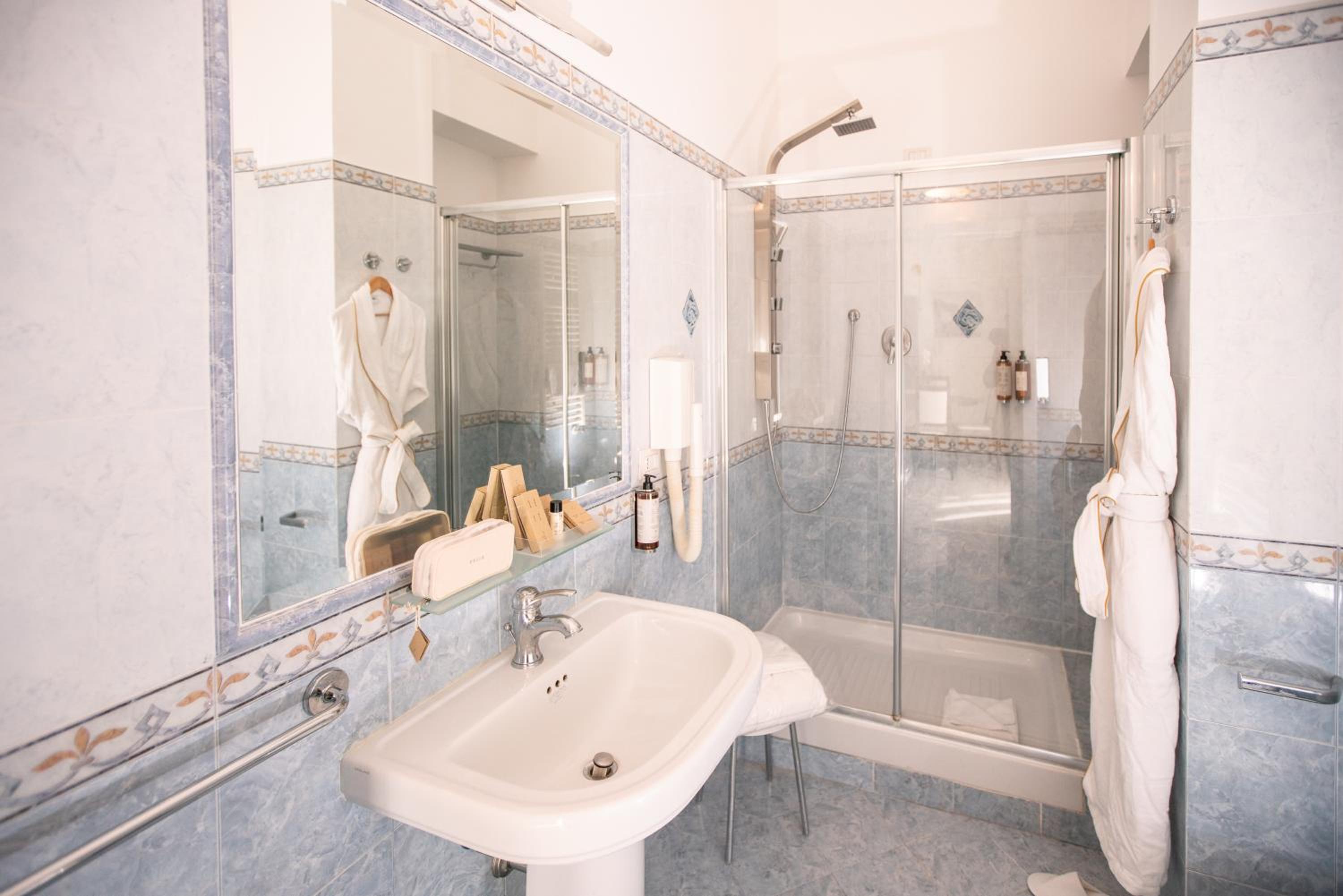 Morin 10 Rome Exclusive Suites