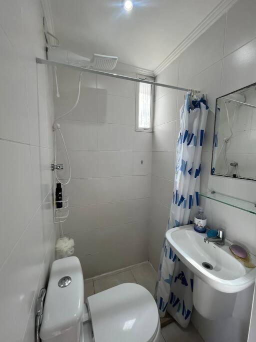 Apartamento na praia de Pitangueiras (Guarujá-SP).